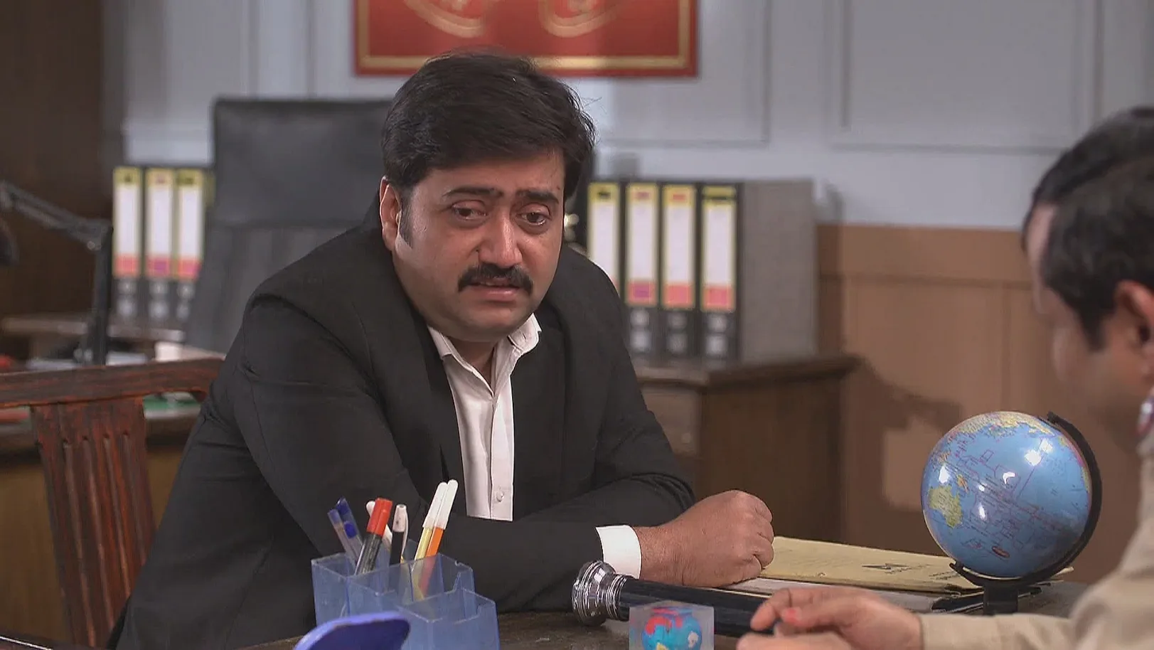Happu Reveals the Truth to Beni - Happu Ki Ultan Paltan 