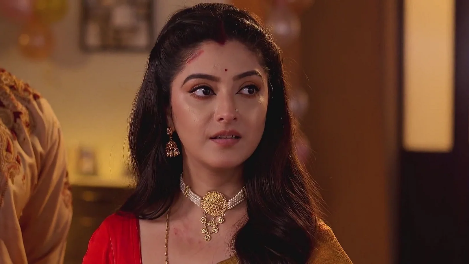 Alpana Sets Aniket and Shyamoli's Wedding Date - Kon Gopone Mon Bheseche 