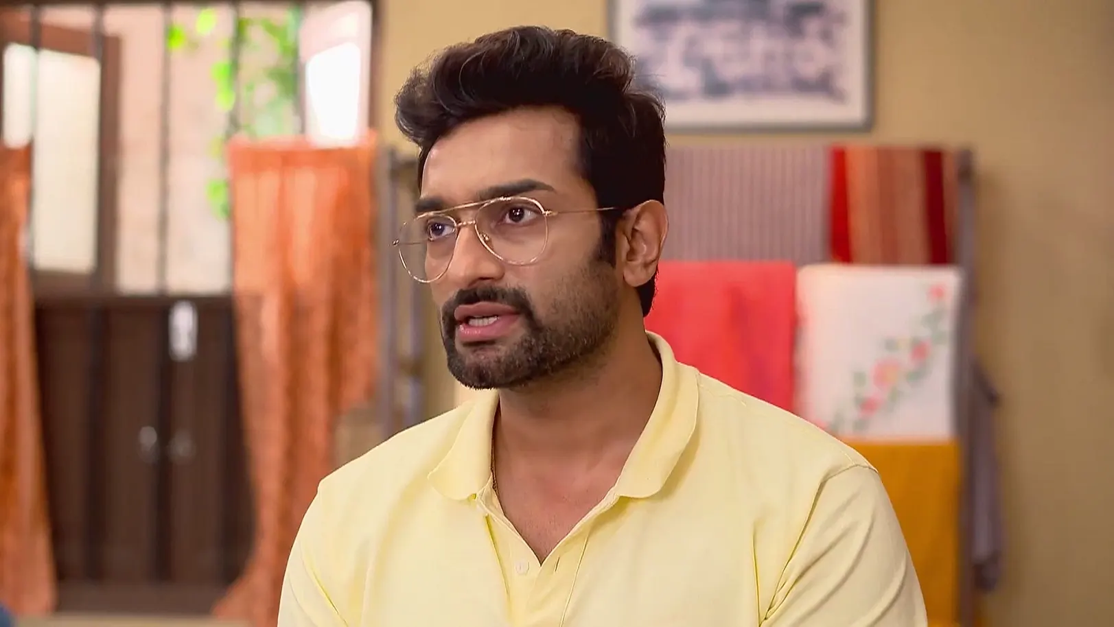 Shombhu Calls off the Wedding - Chirodini Tumi Je Amar 