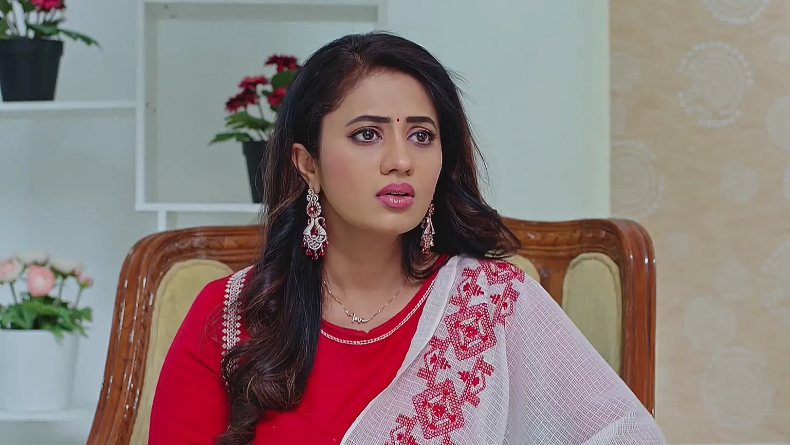 Jagadhatri - April 29, 2025 - Webisode 29th April 2025 Webisode