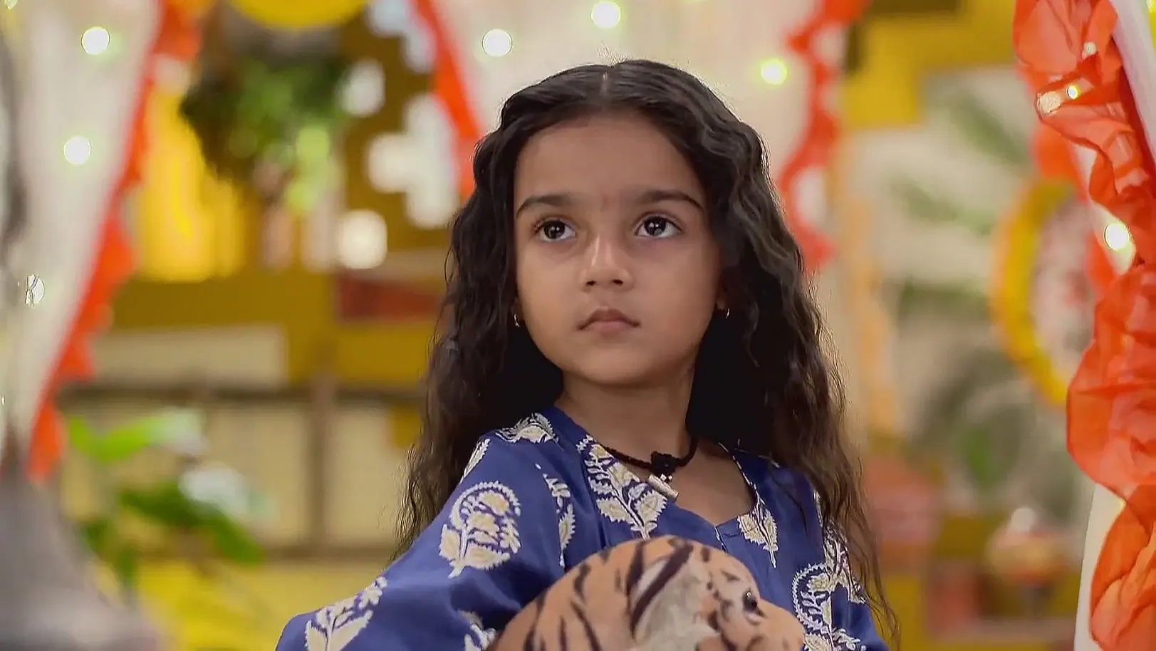 Akash Eavesdrops on Prokash and Gayetri 26th April 2025 Webisode