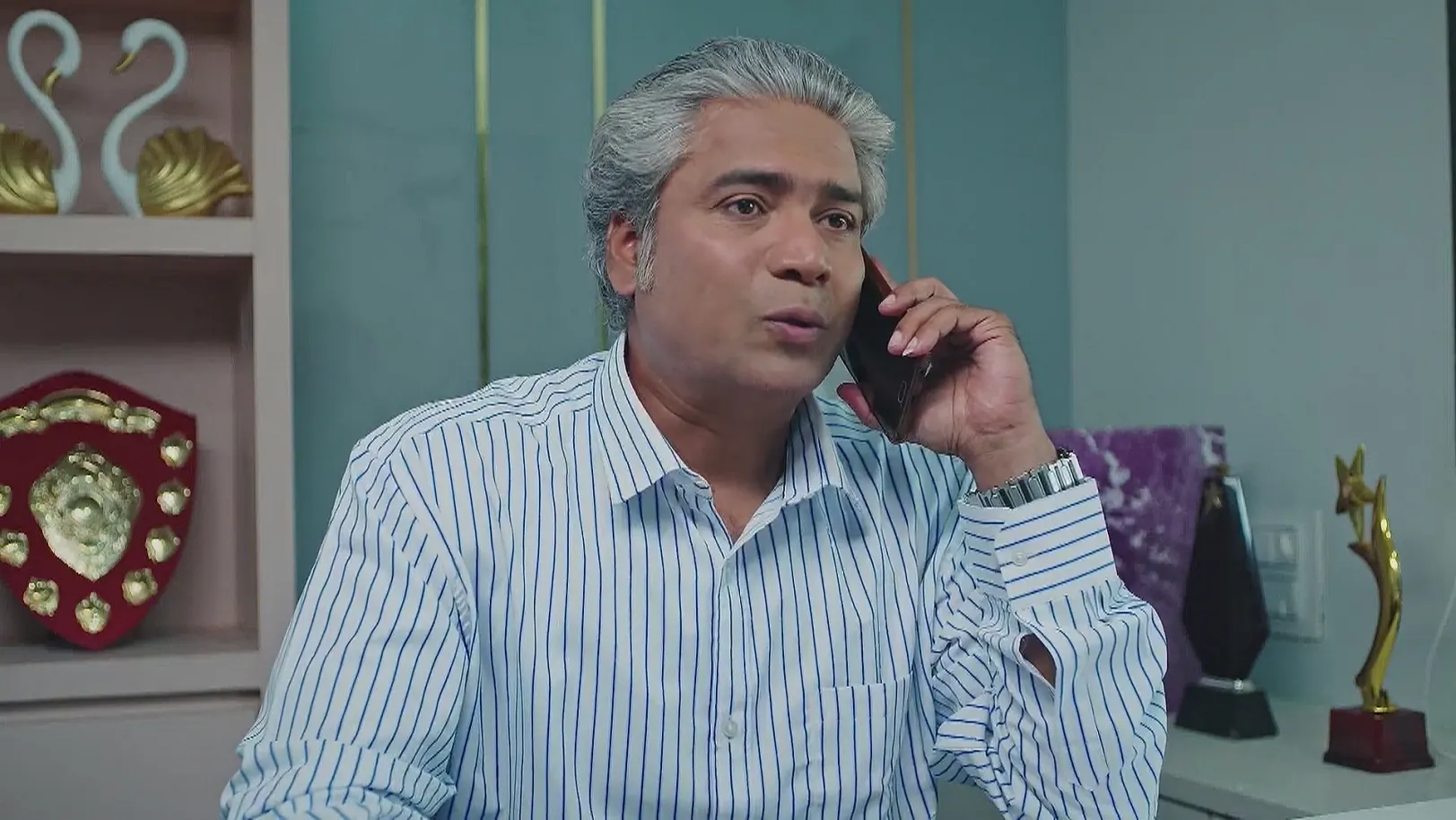Tejashree Trails Shatrughan - Lakhat Ek Amcha Dada 
