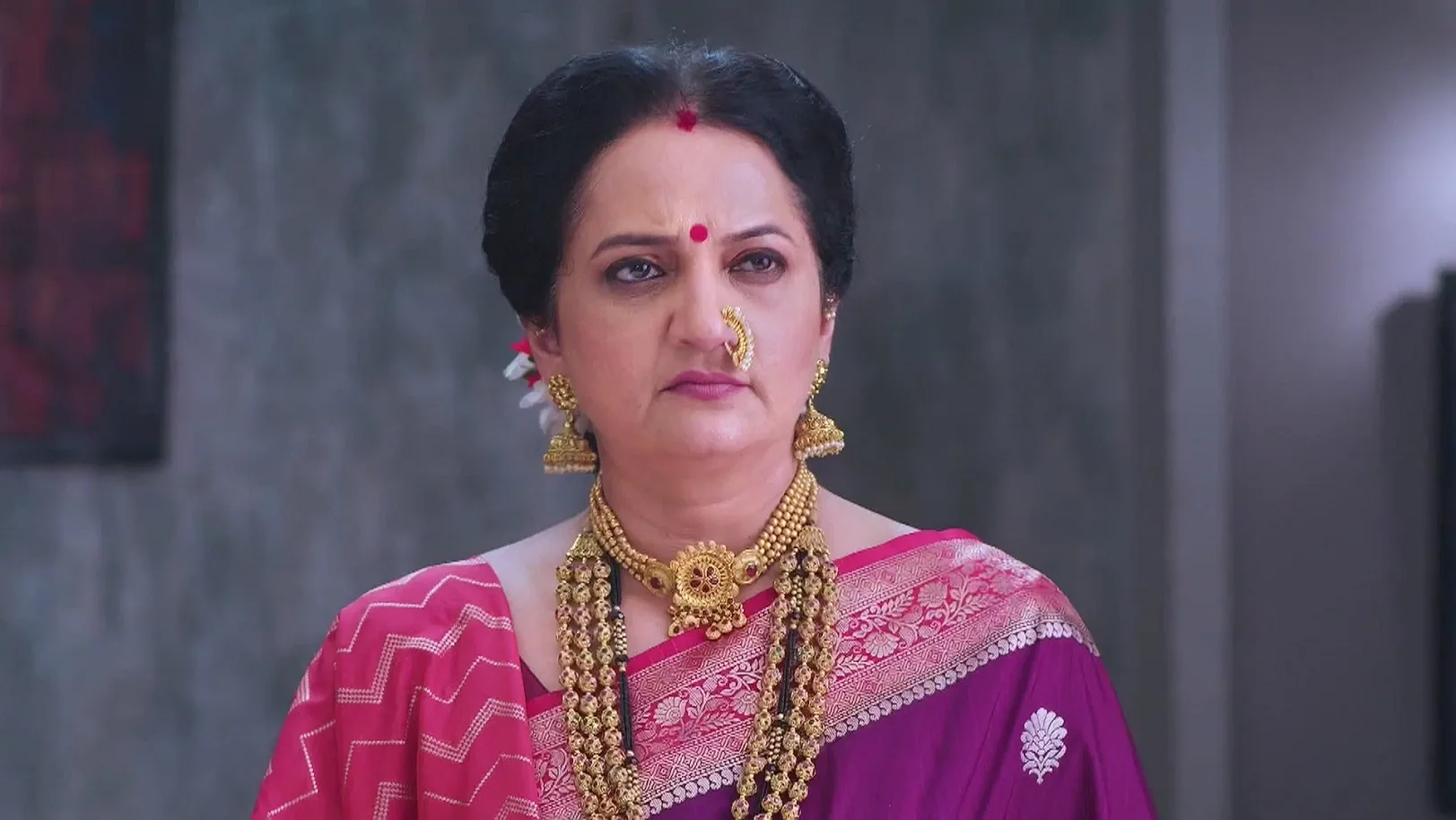Charuhas Thanks Akshara for Educating Adhipati 1st May 2025 Webisode