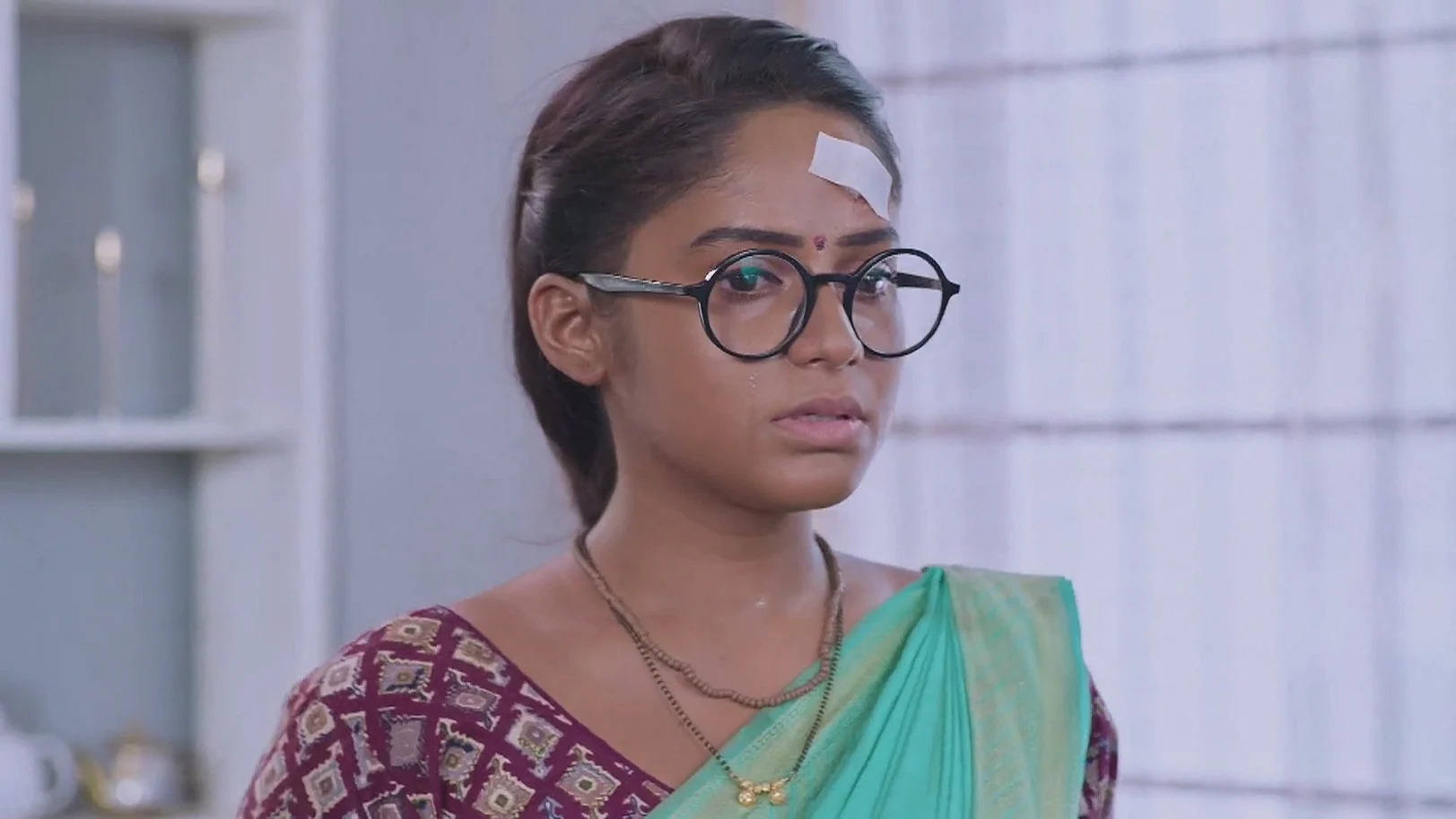 Sakhdev Confronts Savali for Leaving the House - Savalyachi Janu Savali 