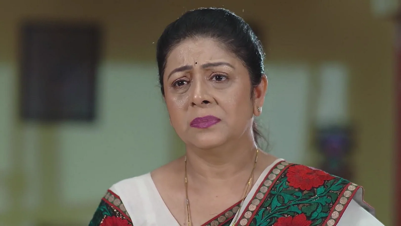 Raghuraj Learns about Pratyush's Health - Sandhya Ragini 
