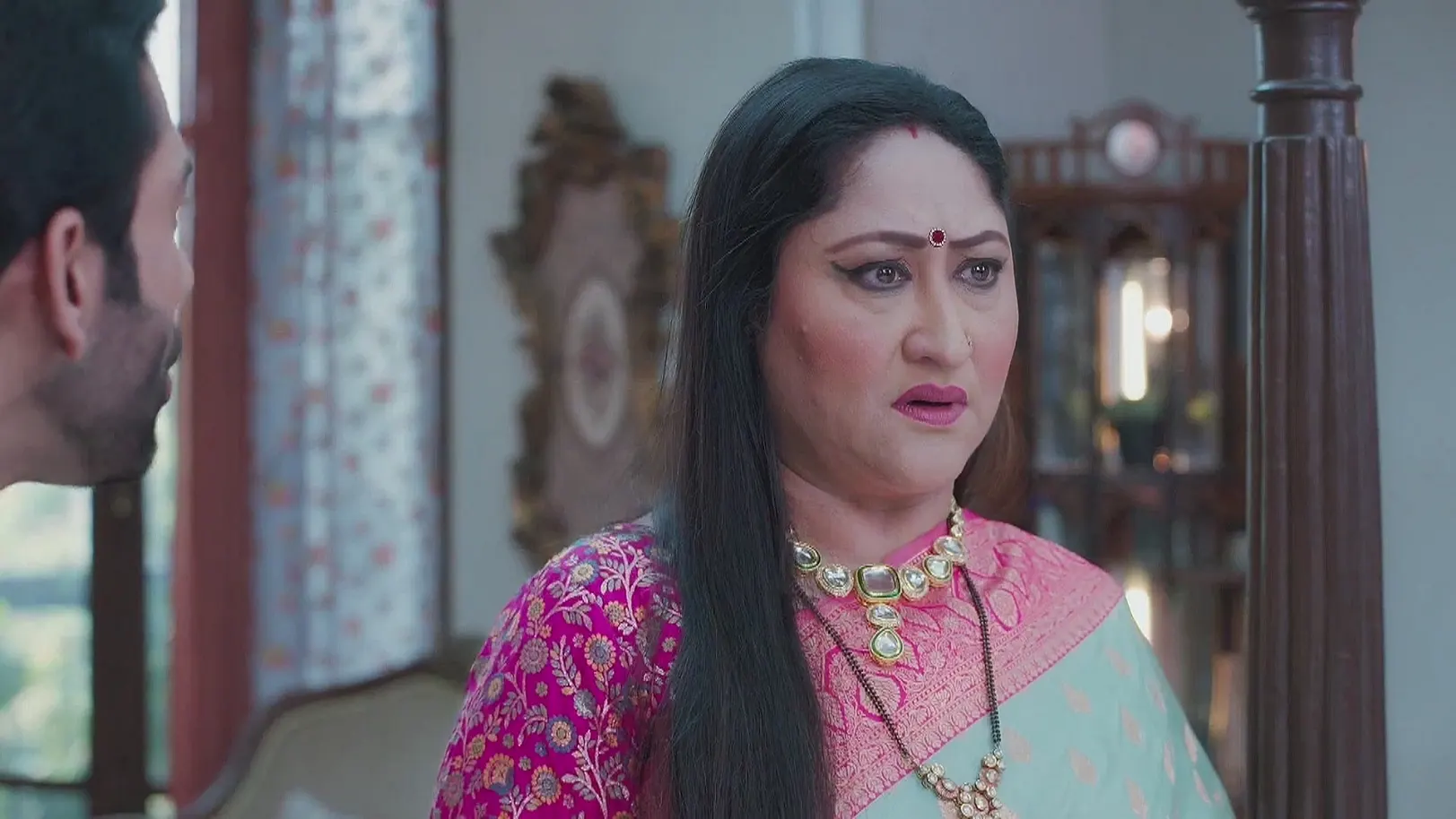 Sharda's Ploy to Spoil Raghav and Reet's Date - Jaane Anjaane Hum Mile 
