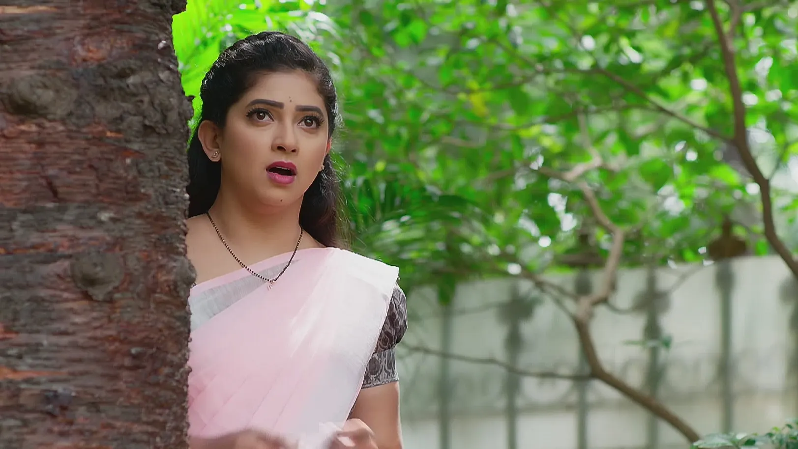 Tere Chehre Se Nazar Nahi Hatati - May 01, 2025 - Episode Spoiler