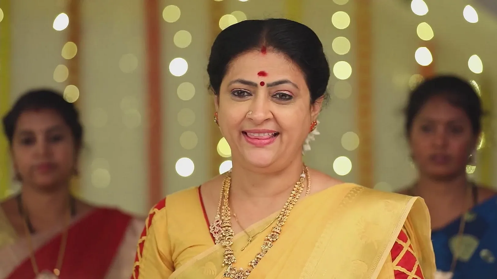 Pre-Wedding Rituals for Janani - Mounam Pesiyadhe 
