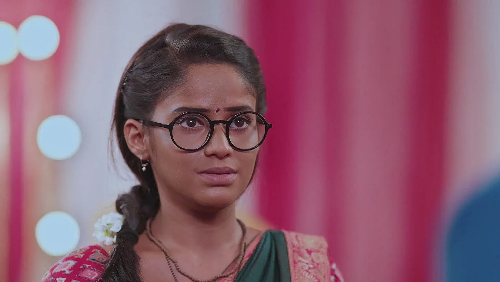 Bhairavi Slaps Savali 11th May 2025 Webisode