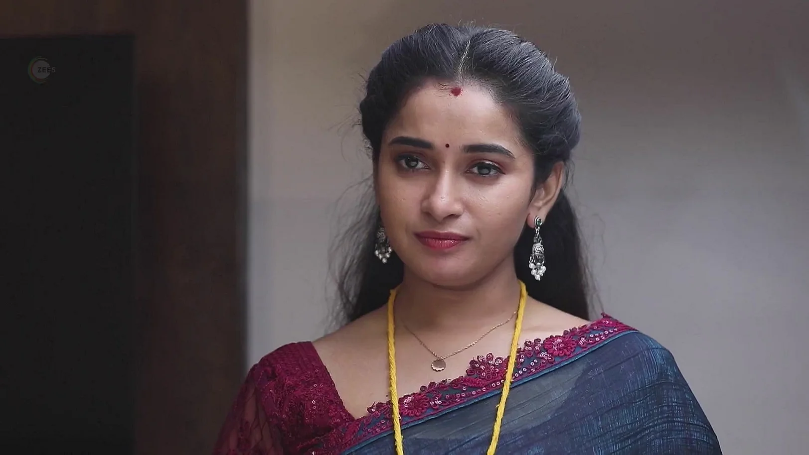 Mounam Pesiyadhe - May 09, 2025 - Webisode 9th May 2025 Webisode