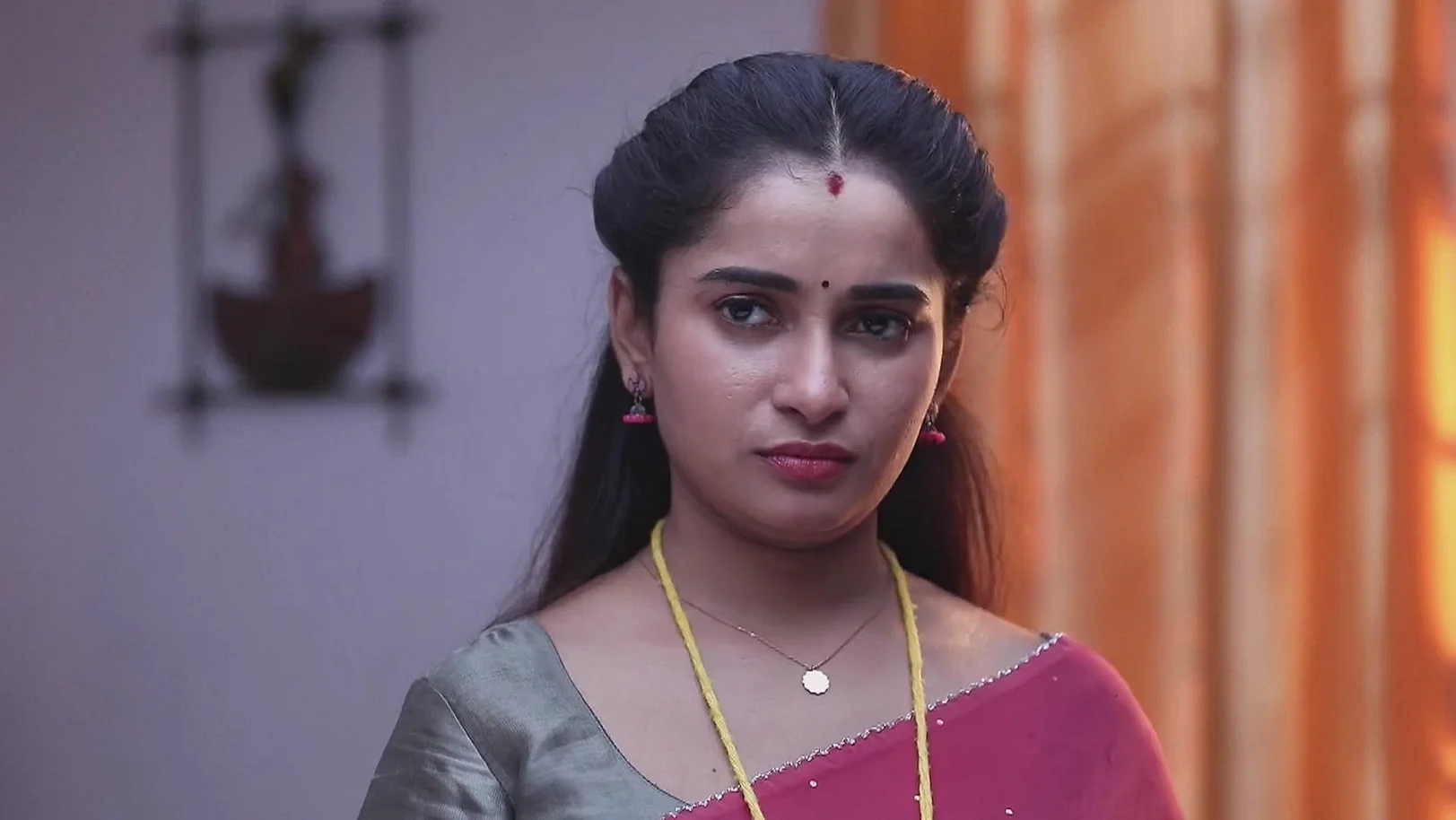Mounam Pesiyadhe - May 07, 2025 - Webisode 7th May 2025 Webisode