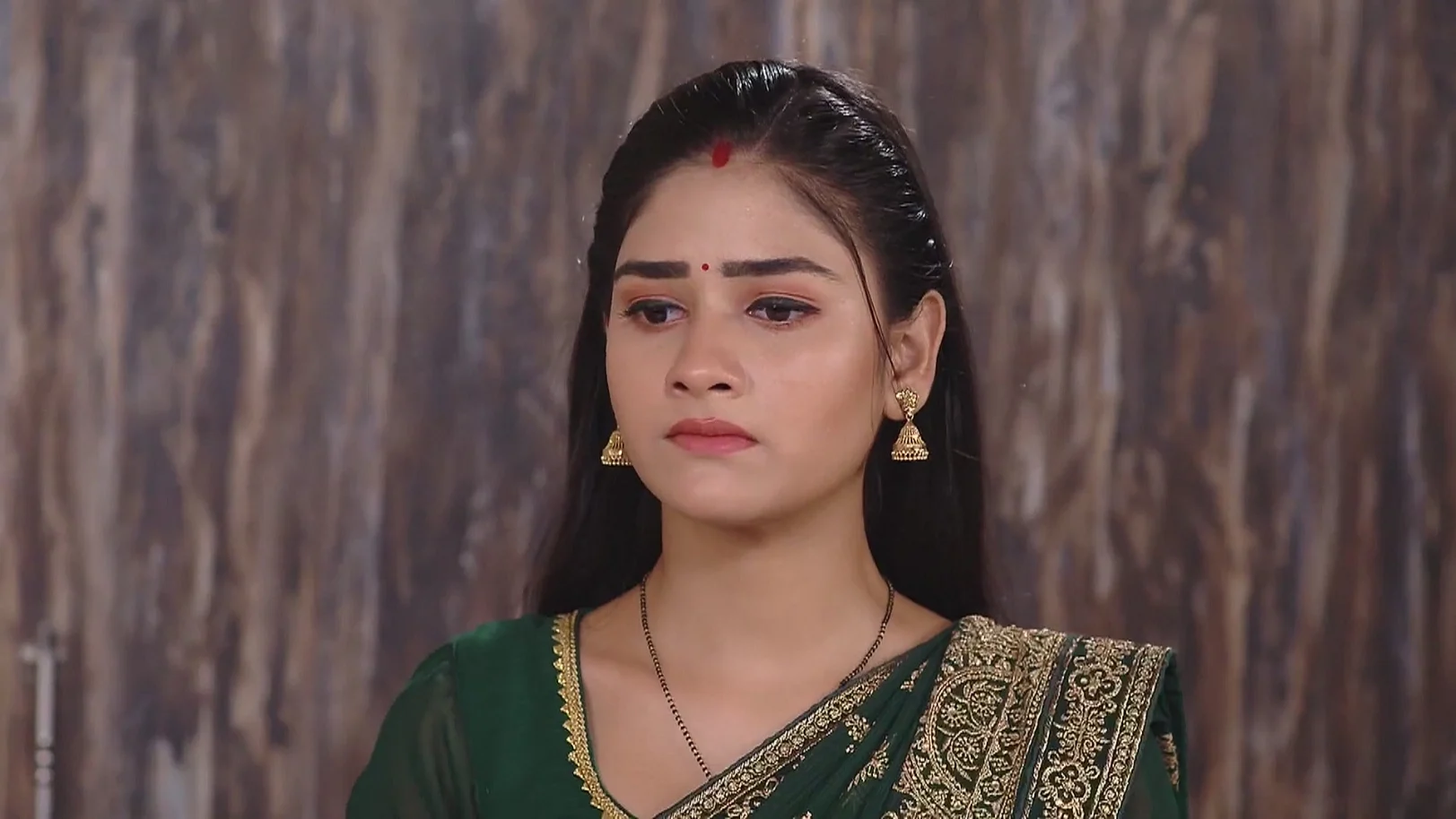 Nibedita Questions Lakshmi - Tuma Bina 