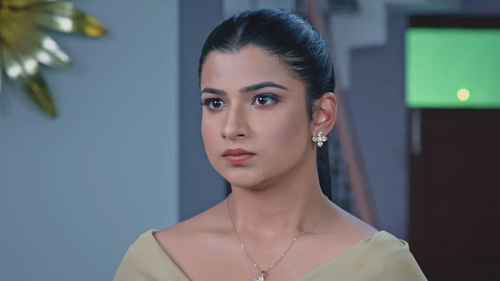 Aditya Seeks Proof against Riya - Kashni 