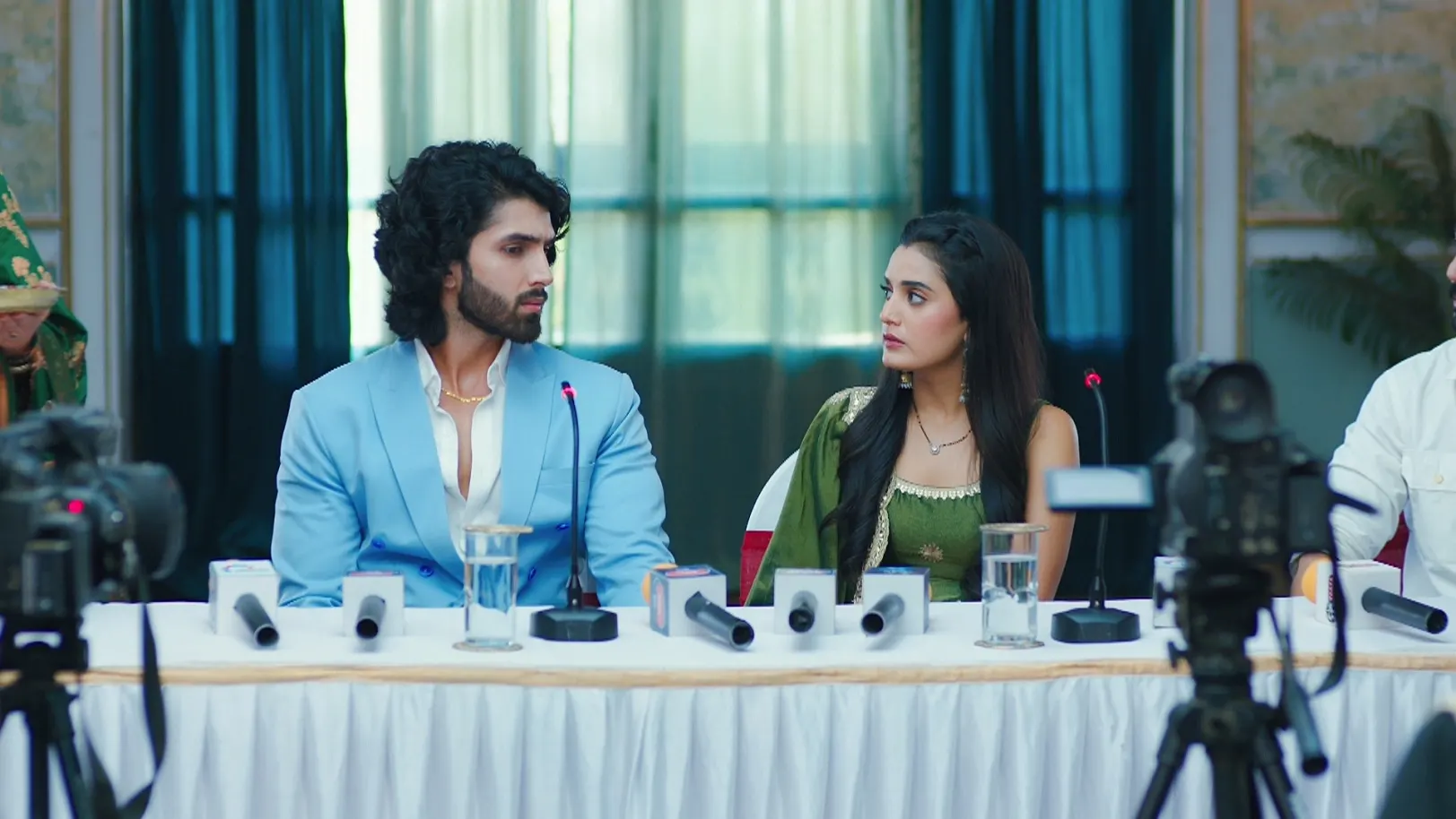 Jaane Anjaane Hum Mile - May 12, 2025 - Episode Spoiler