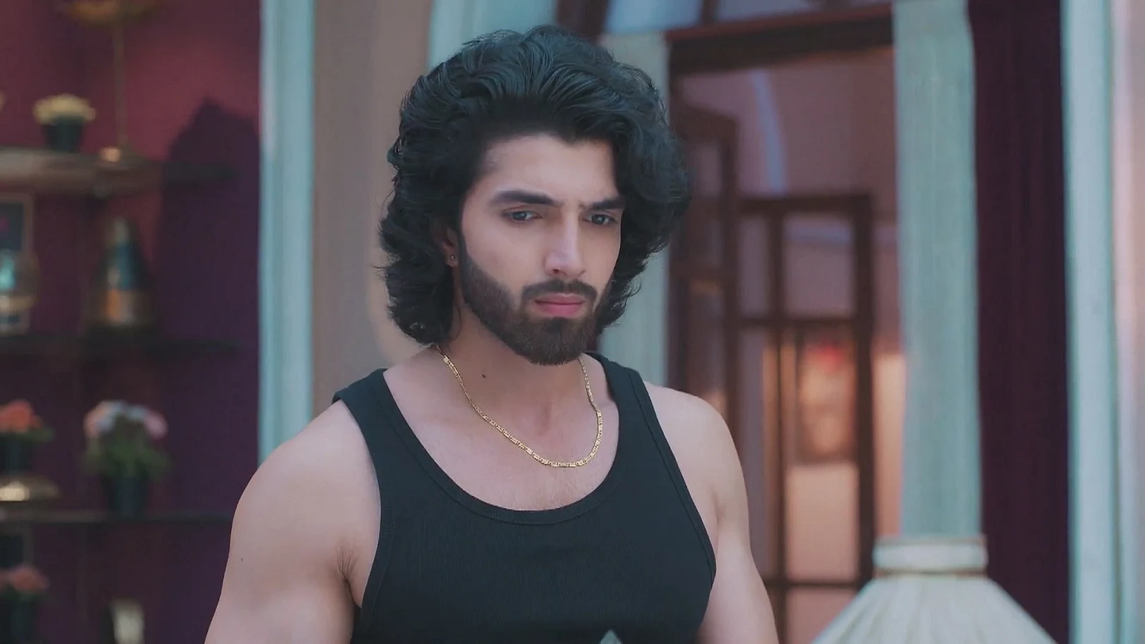 Viren Gives Sharda the Phone He Found in Rohit's Room 17th May 2025 Webisode