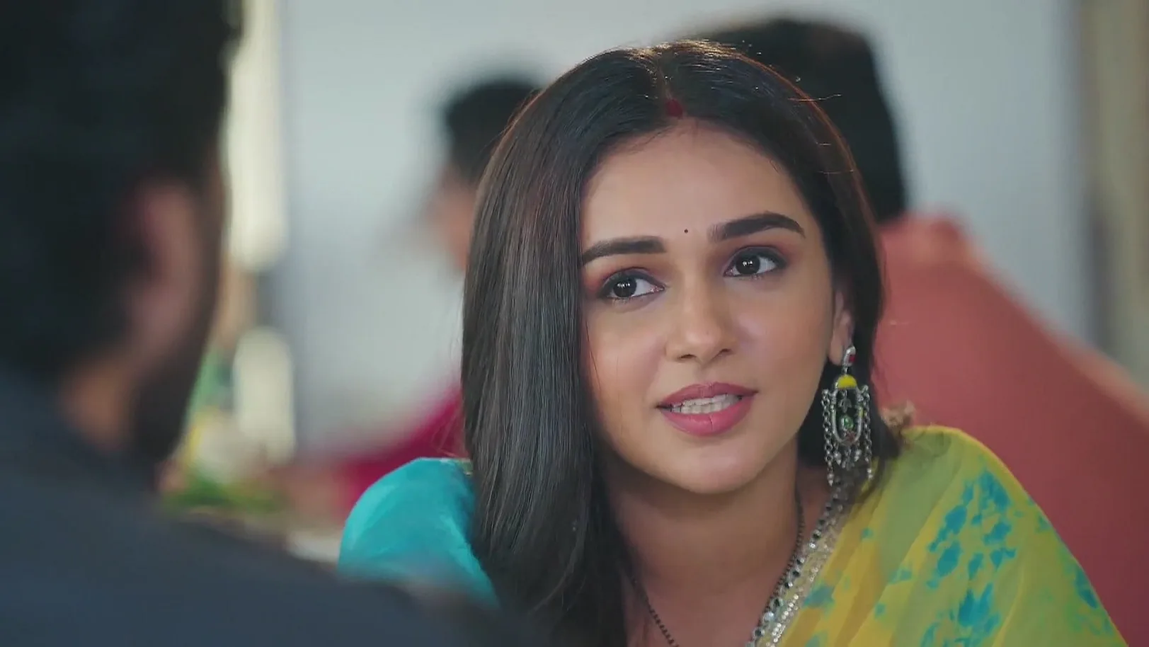 Suraj Brings Jagriti for the Interview - Jagriti 