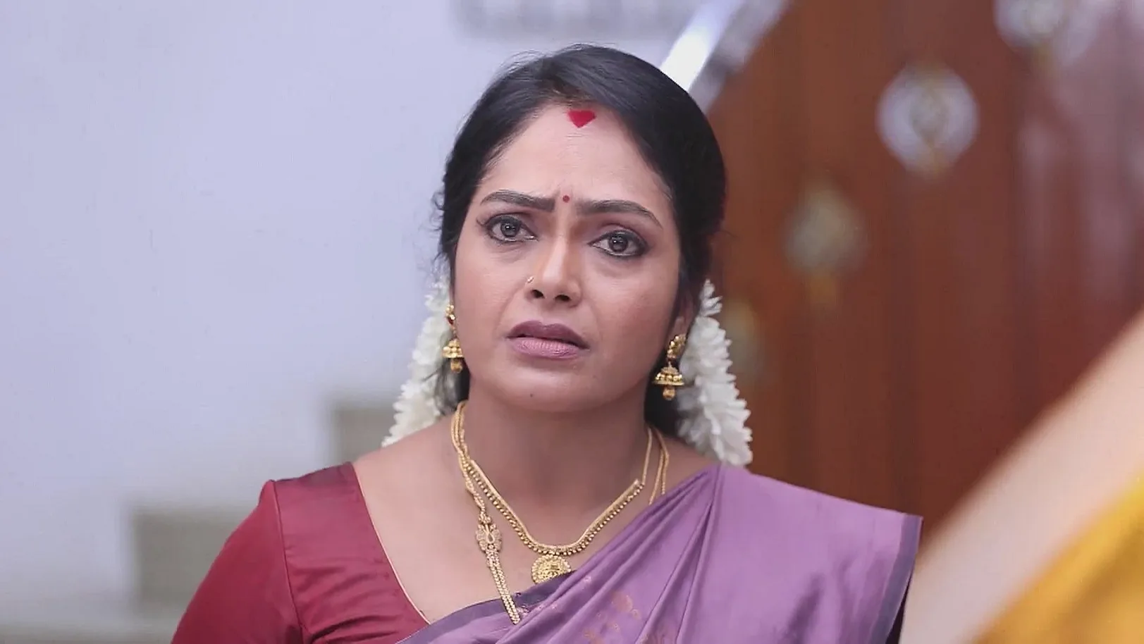 Siva Regains His Lost Memory - Mounam Pesiyadhe 