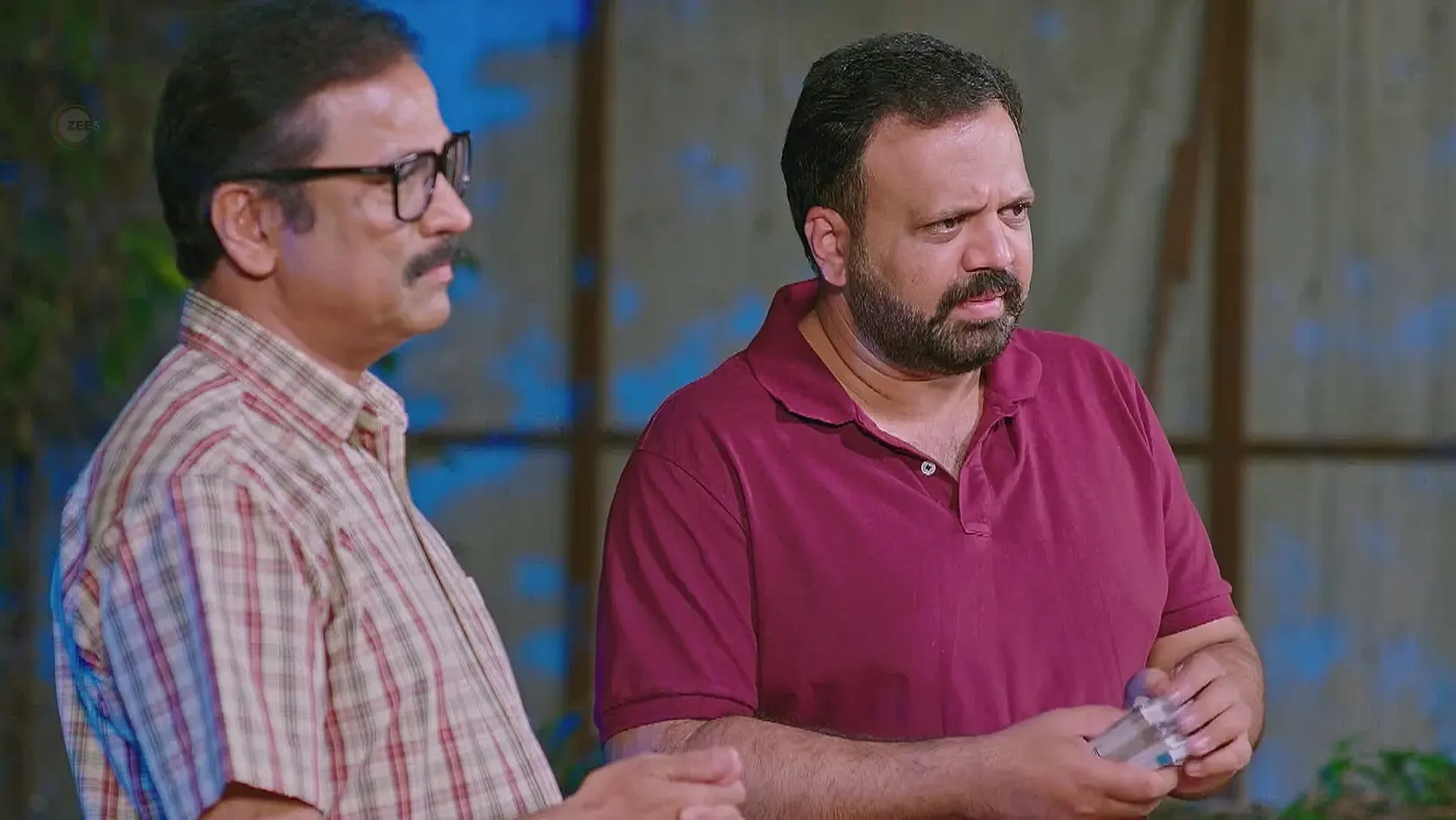 Srinivas Refuses to Depend on Santosh for Money - Lakshmi Nivasa 
