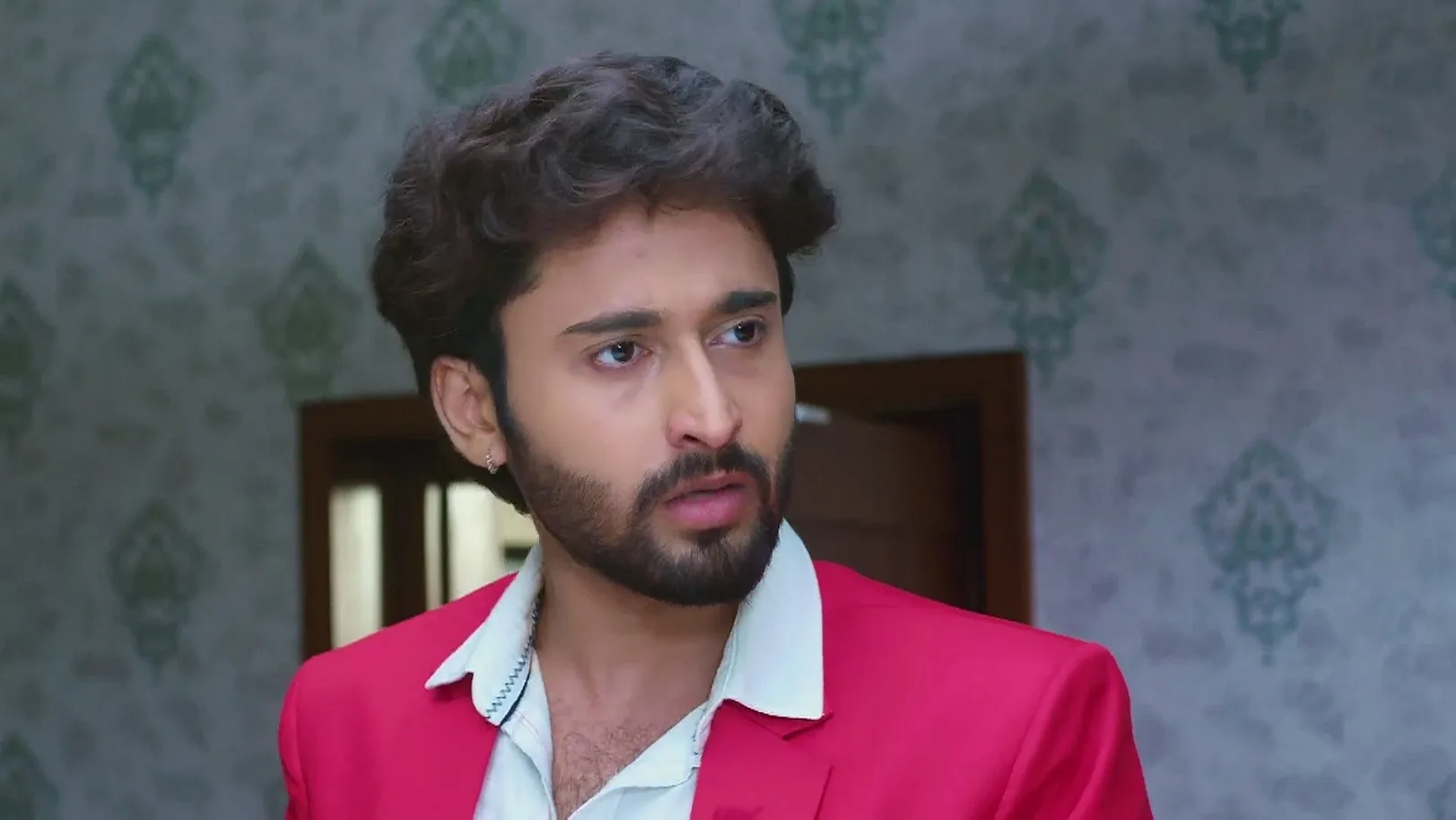 Chirag and Archana Argue over Deepa's Phone - Brahmagantu 