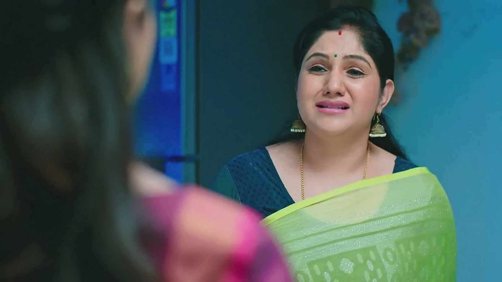 Seetha Comforts an Emotional Sadhana - SeethaRaama 