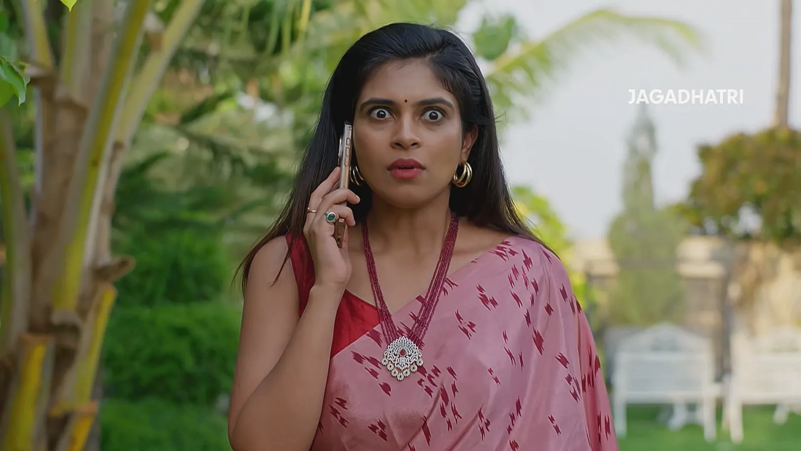 JD Lays a Trap for Nishika and Divyanka - Jagadhatri - Promo