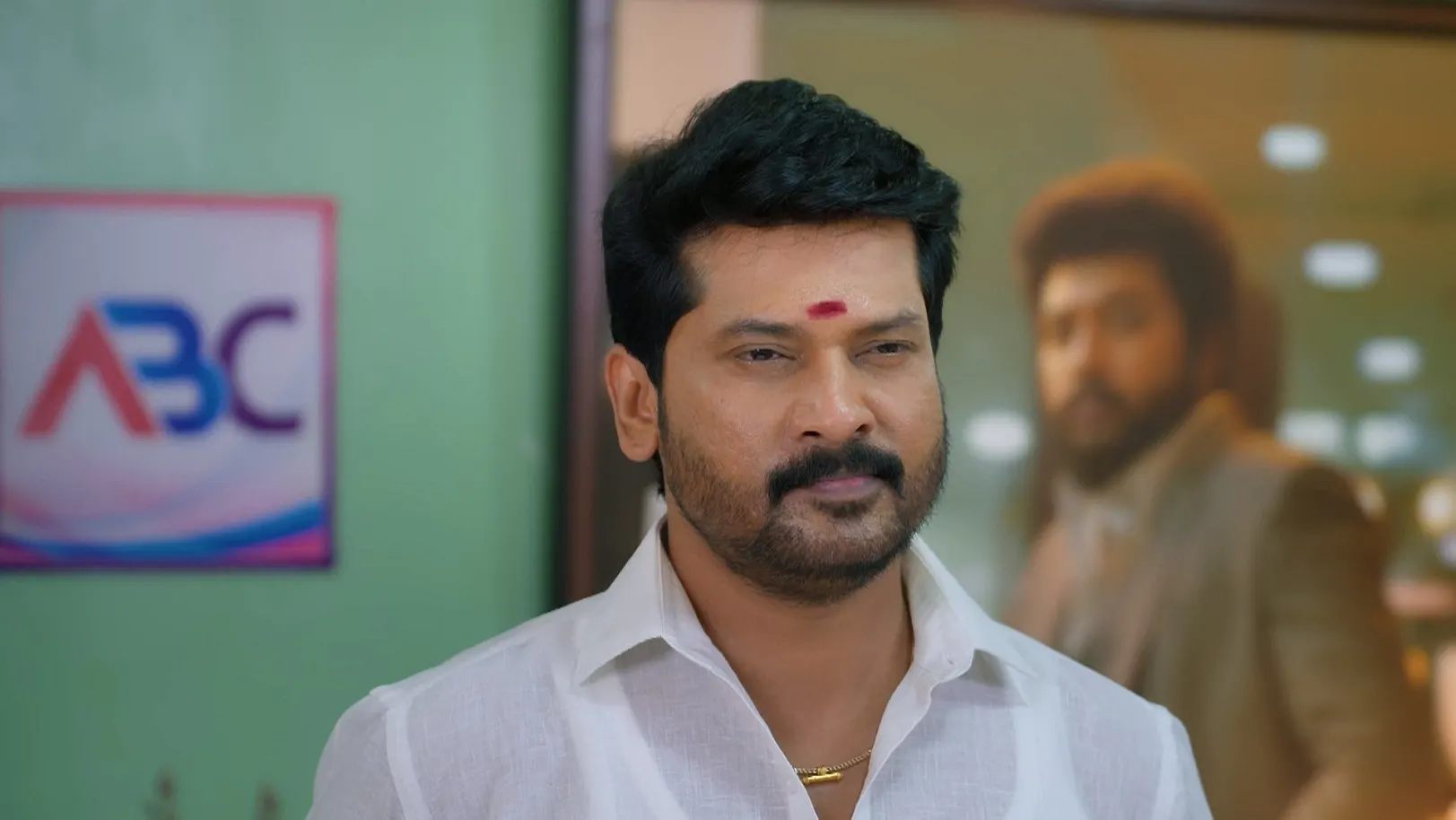 Karthigai Deepam - May 14, 2025 - Episode Spoiler