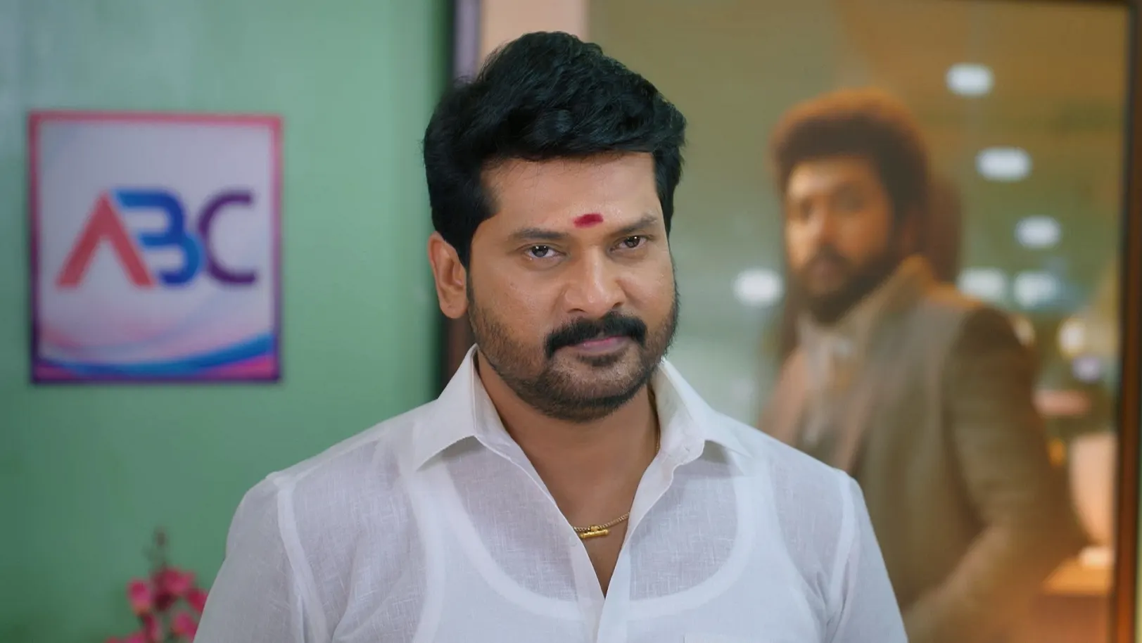 Karthigai Deepam - May 14, 2025 - Episode Spoiler