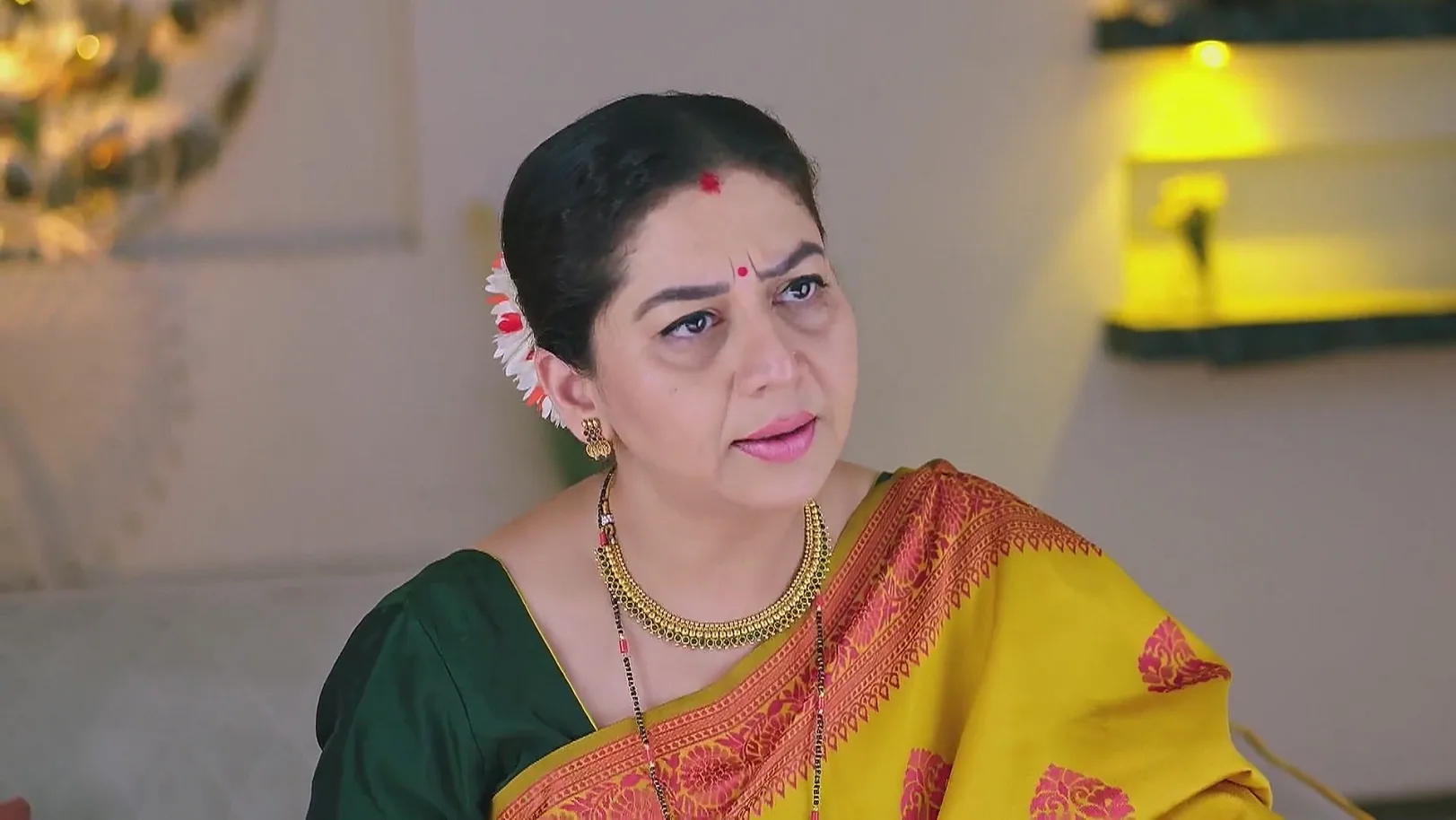 Tulasi Tells Her Sons about a Puja - Shrirasthu Shubhamasthu 