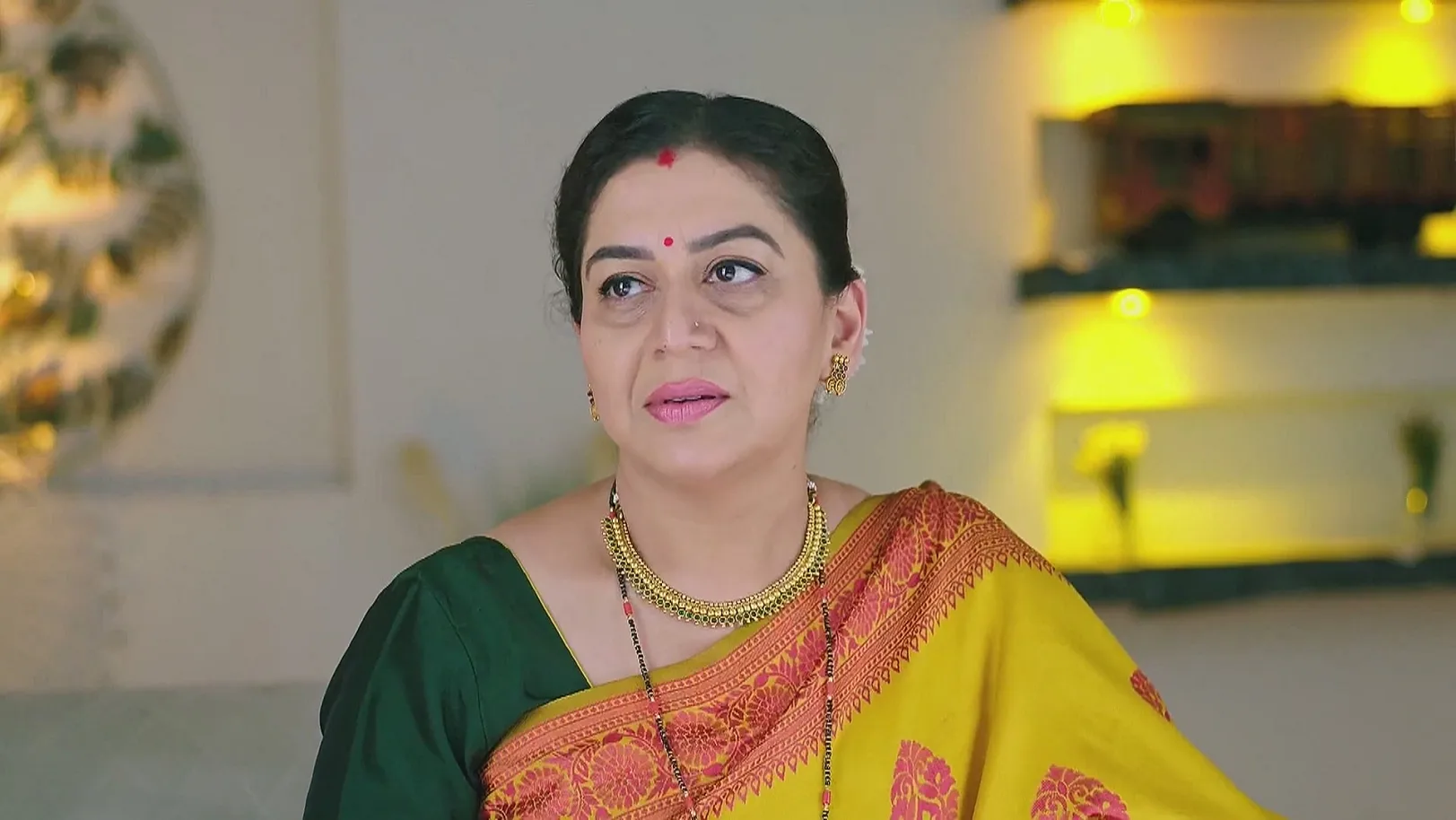 A Courier Arrives for Tulasi - Shrirasthu Shubhamasthu 