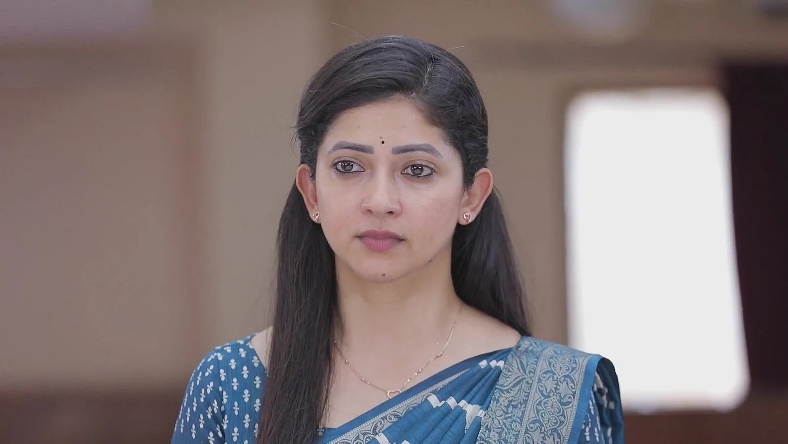 Idhayam - May 19, 2025 - Webisode 19th May 2025 Webisode
