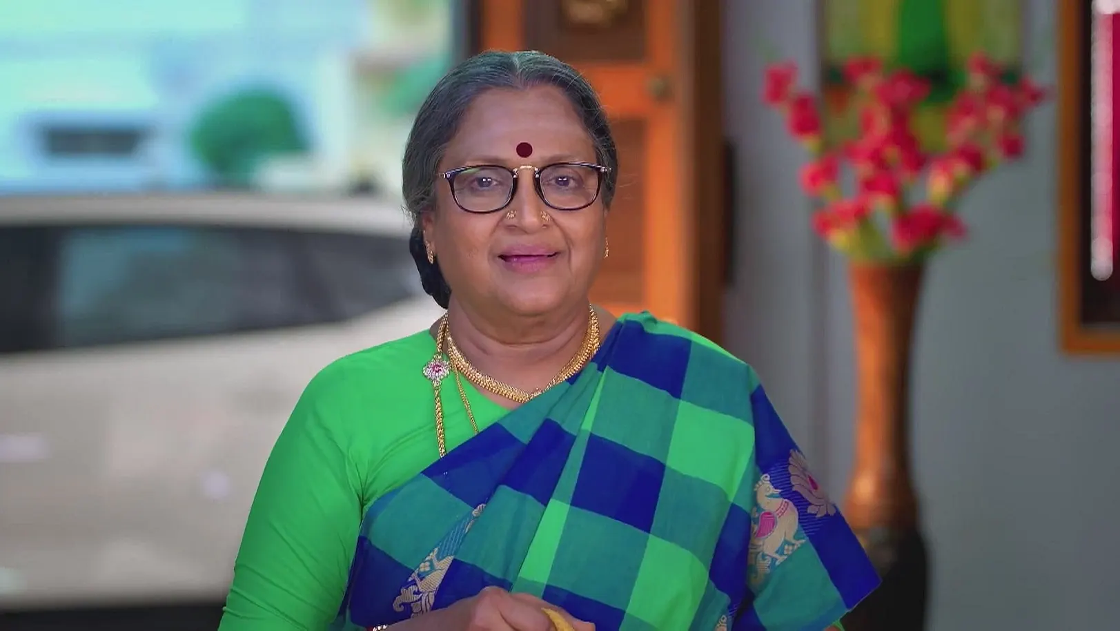 Karthigai Deepam - May 20, 2025 - Webisode 20th May 2025 Webisode