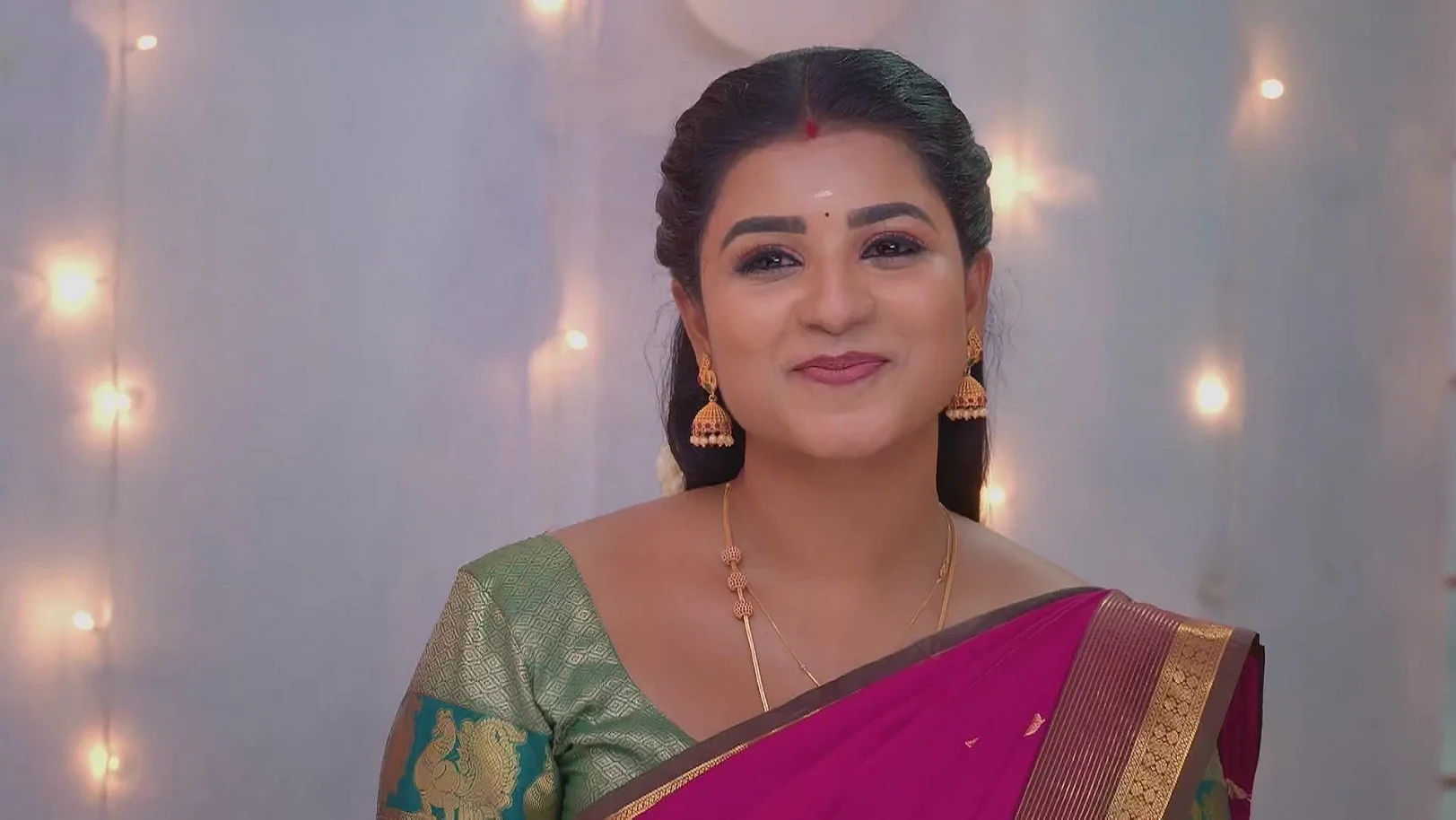 Karthigai Deepam - May 22, 2025 - Webisode 22nd May 2025 Webisode