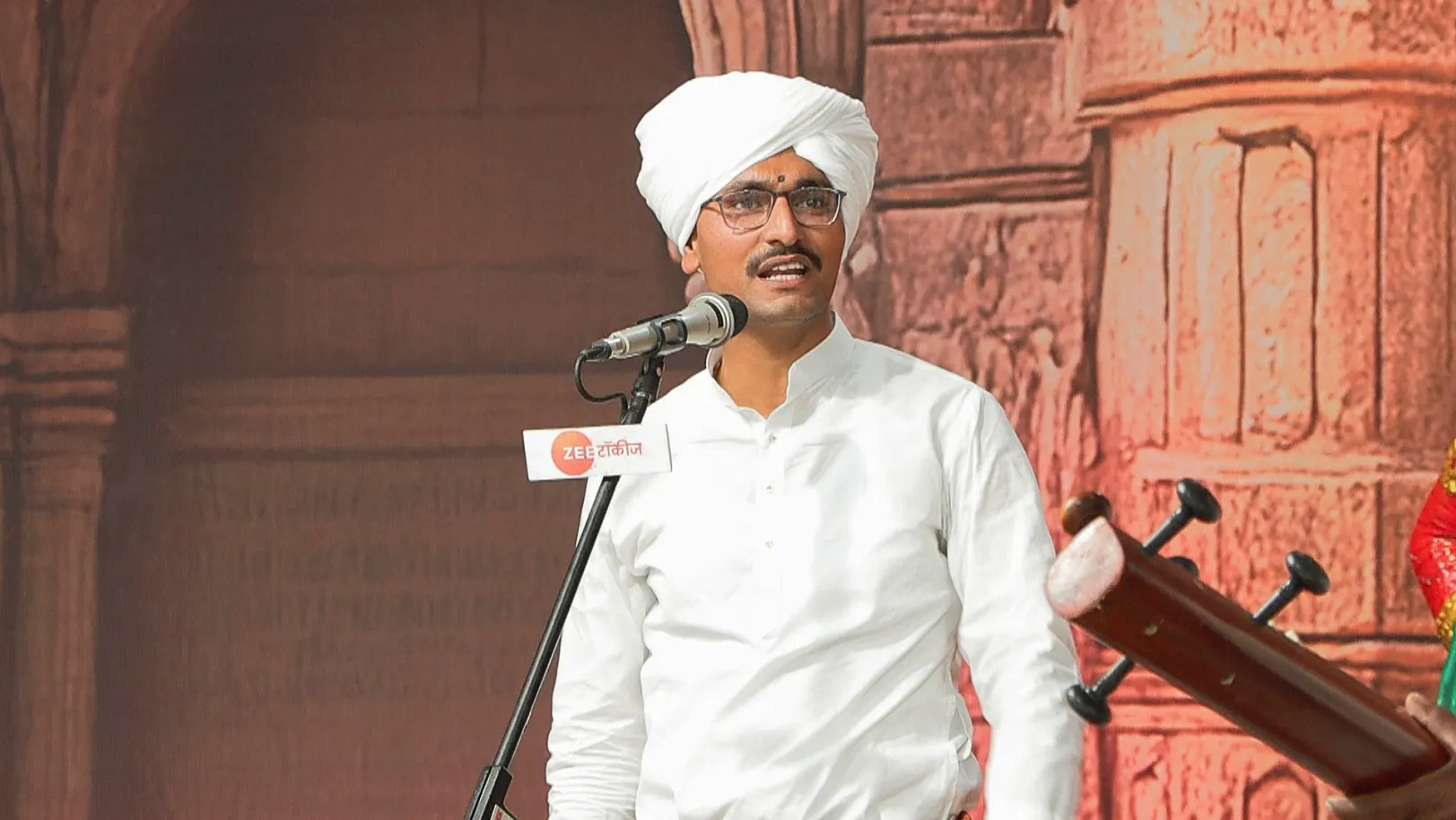 Man Mandira - Gajar Bhakticha - May 31, 2025 - Episode Spoiler