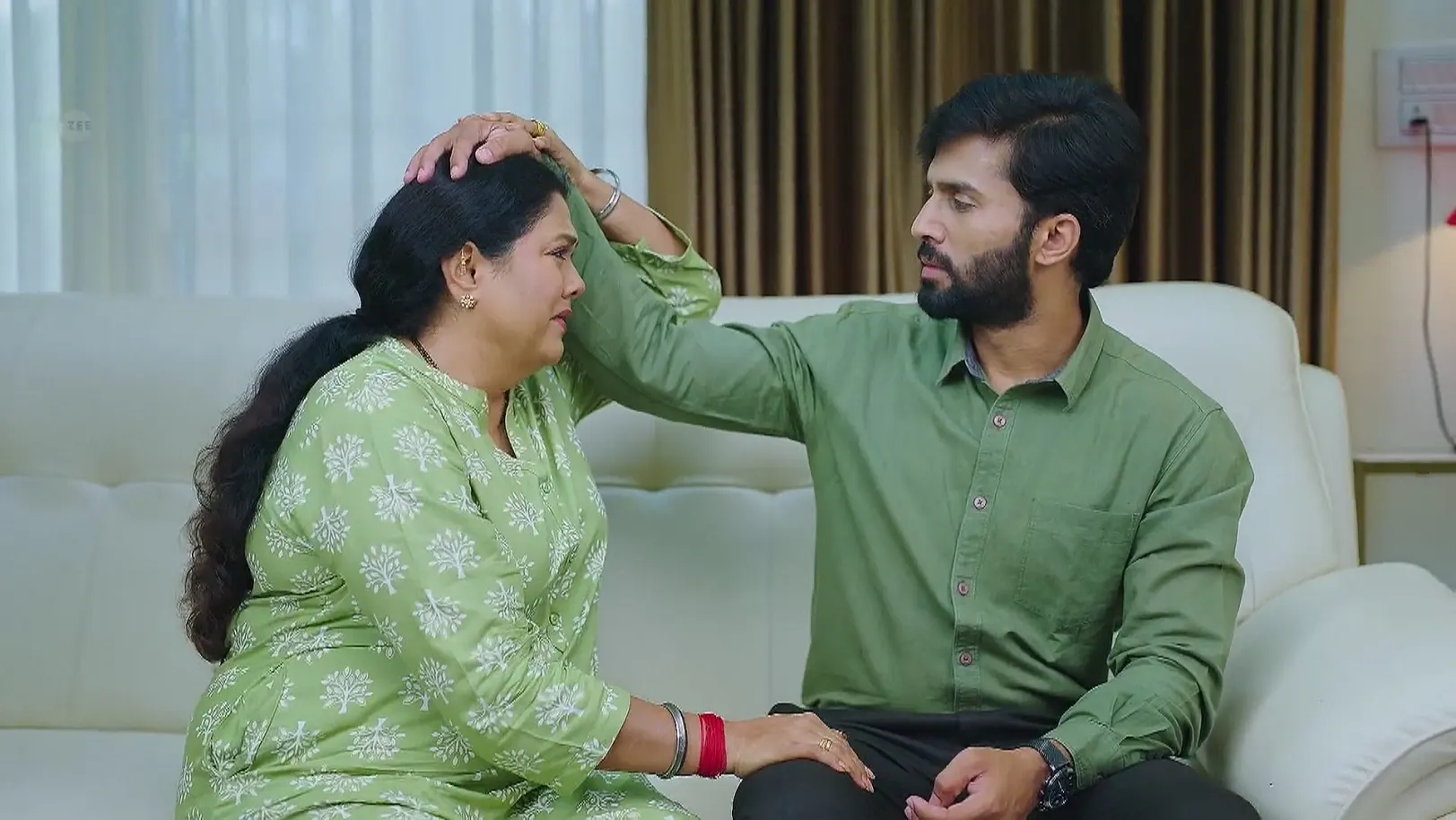 Malli Apologises to Diya 28th May 2025 Webisode