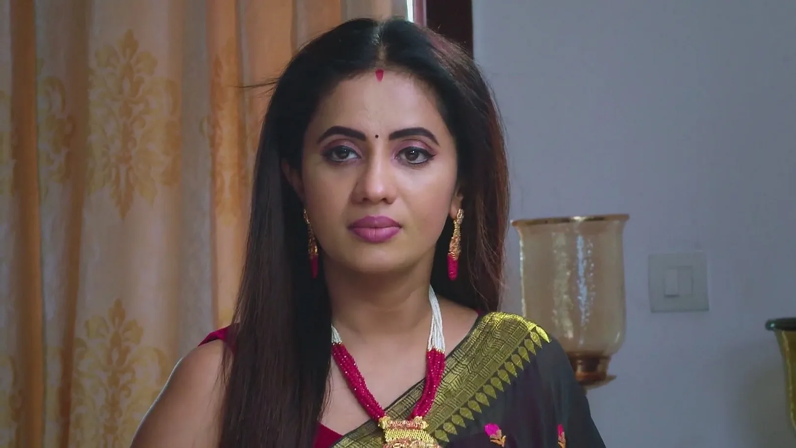 Soundharya Tries to Mislead Deepa 27th May 2025 Webisode