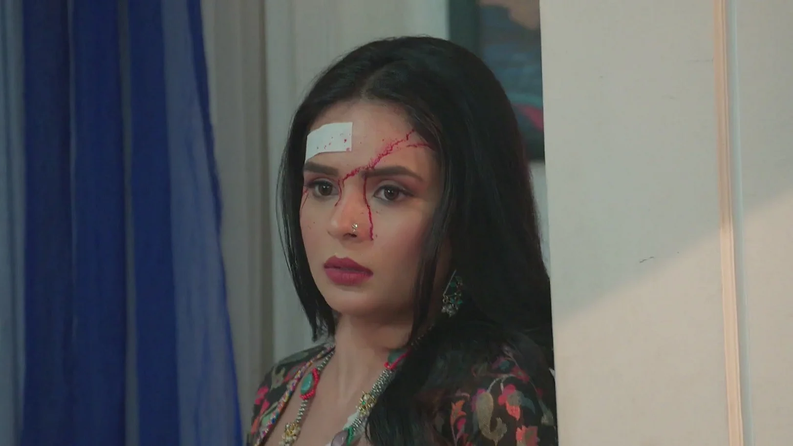 Neel Worries after Learning about Riddhi's Suicide - Jamai No. 1 