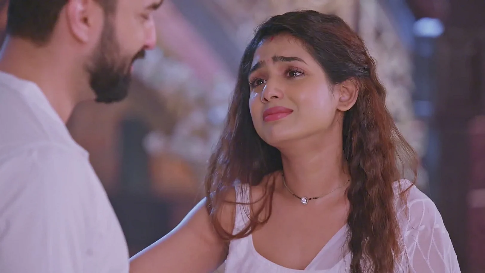 Malishka Instigates Rishi against Lakshmi - Bhagya Lakshmi 