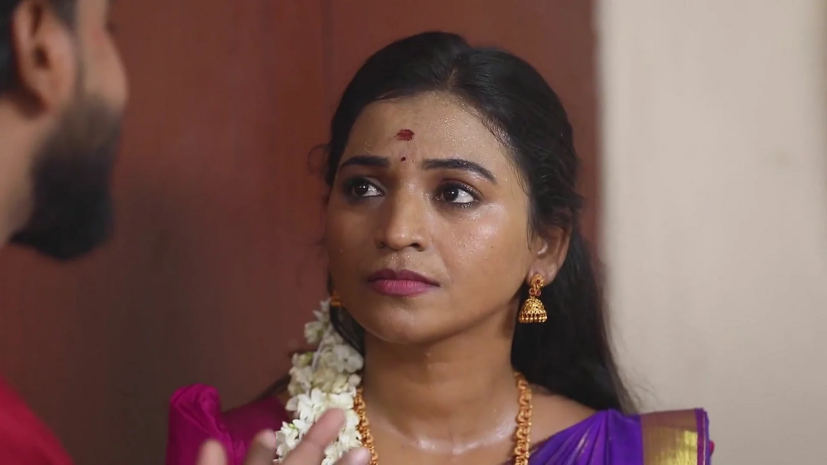 The Groom Comes to Meet Kundavai 27th May 2025 Webisode