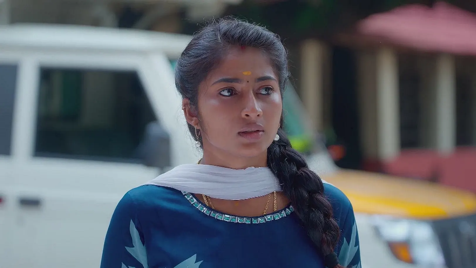 Maaran Reveals the Truth - Veera 