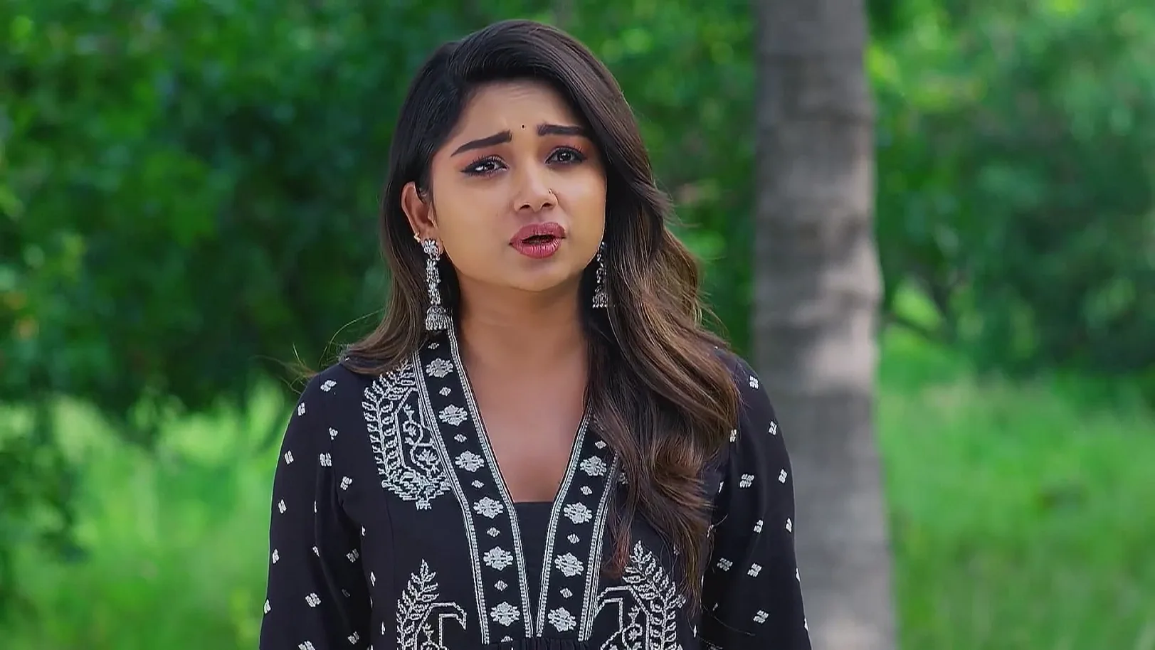 Aadhya Questions Kishore's Anger towards Rajaram - Sandhyaraaga 
