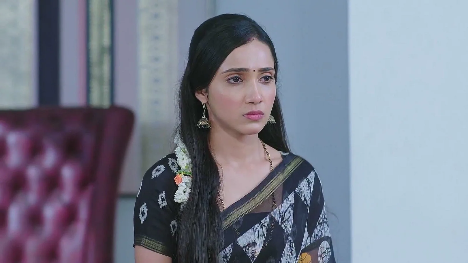 Shyamasundara Takes over Madan's Room 4th June 2025 Webisode