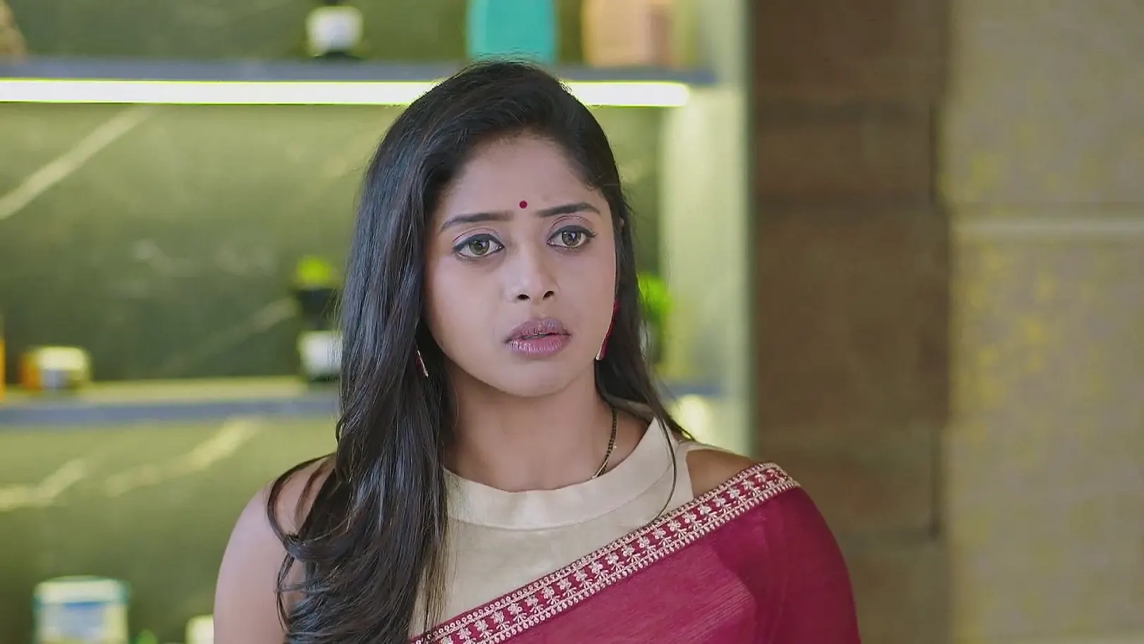 Deepika Saves Tulasi from Nidhi's Plan - Shrirasthu Shubhamasthu 