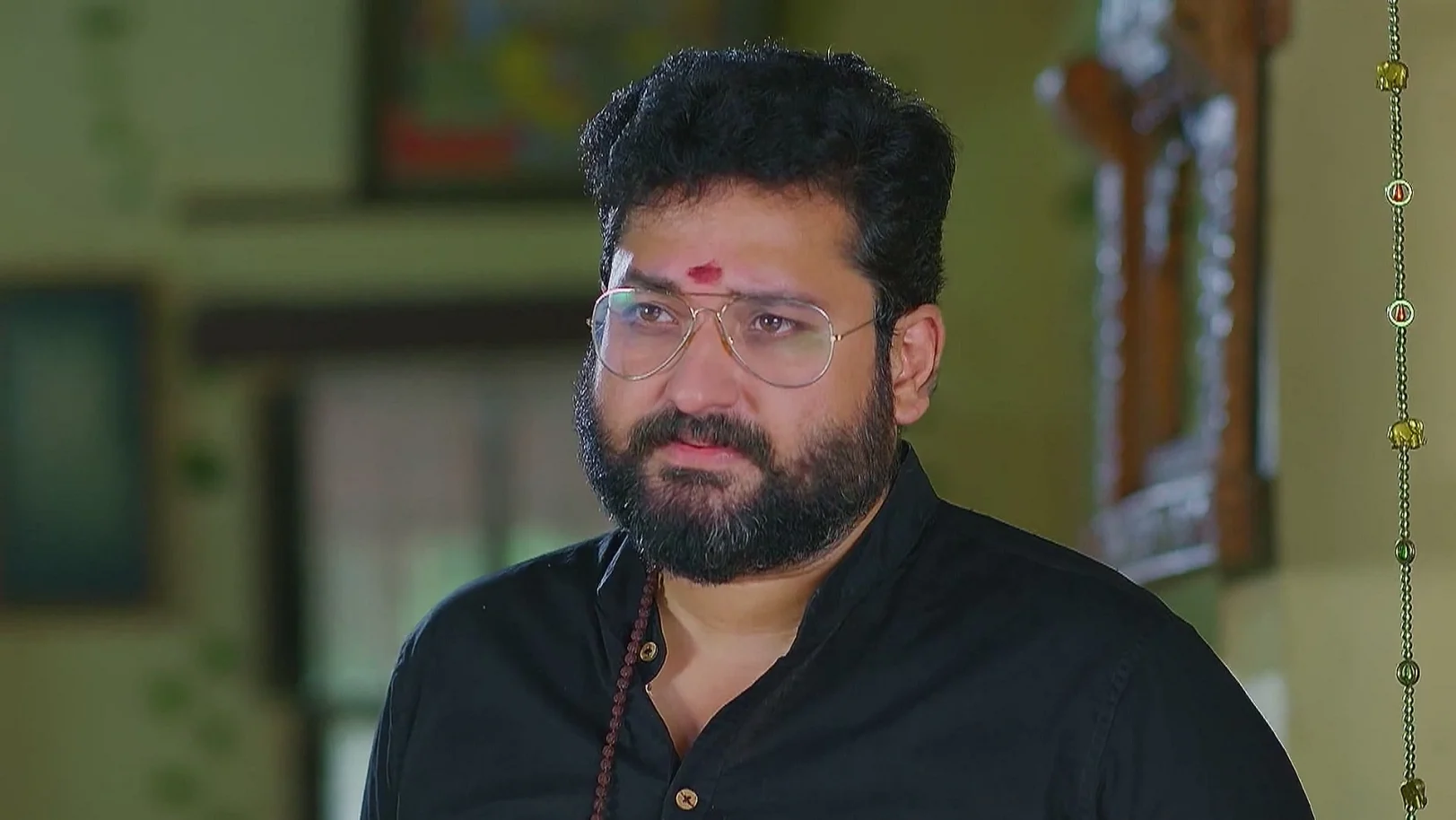 Rajaram Decides to Reason with Kishore - Sandhyaraaga 