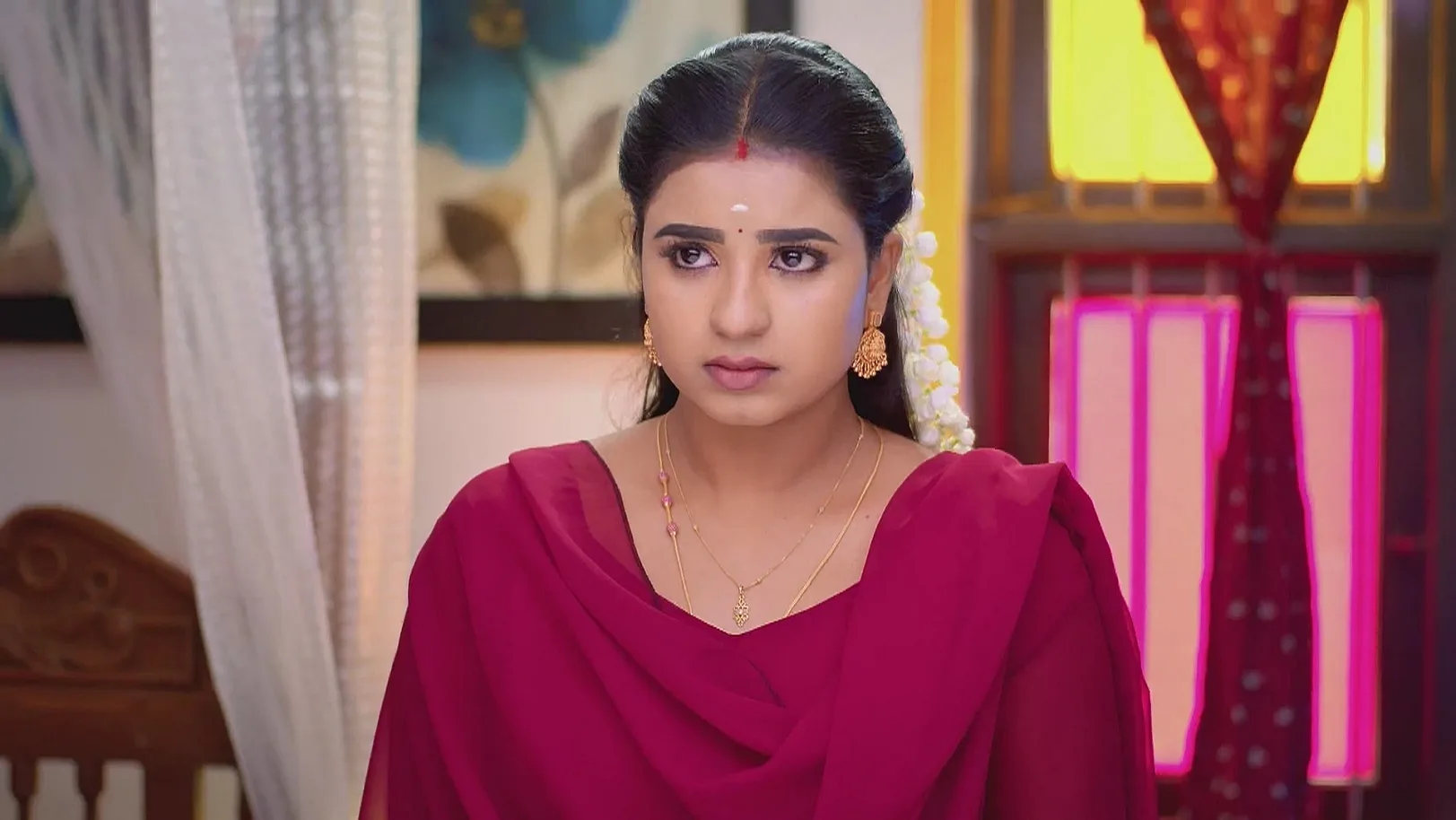 Karthigai Deepam - June 04, 2025 - Webisode 4th June 2025 Webisode