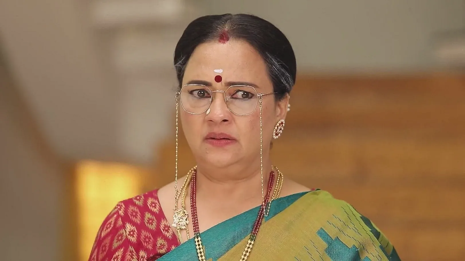 Ninaithale Inikkum - June 06, 2025 - Webisode 6th June 2025 Webisode