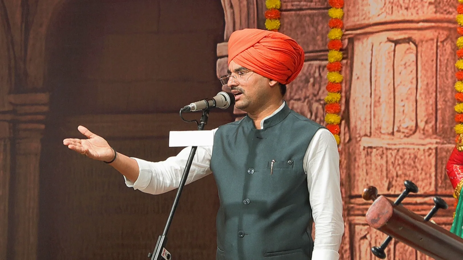 Man Mandira - Gajar Bhakticha - June 16, 2025 - Episode Spoiler