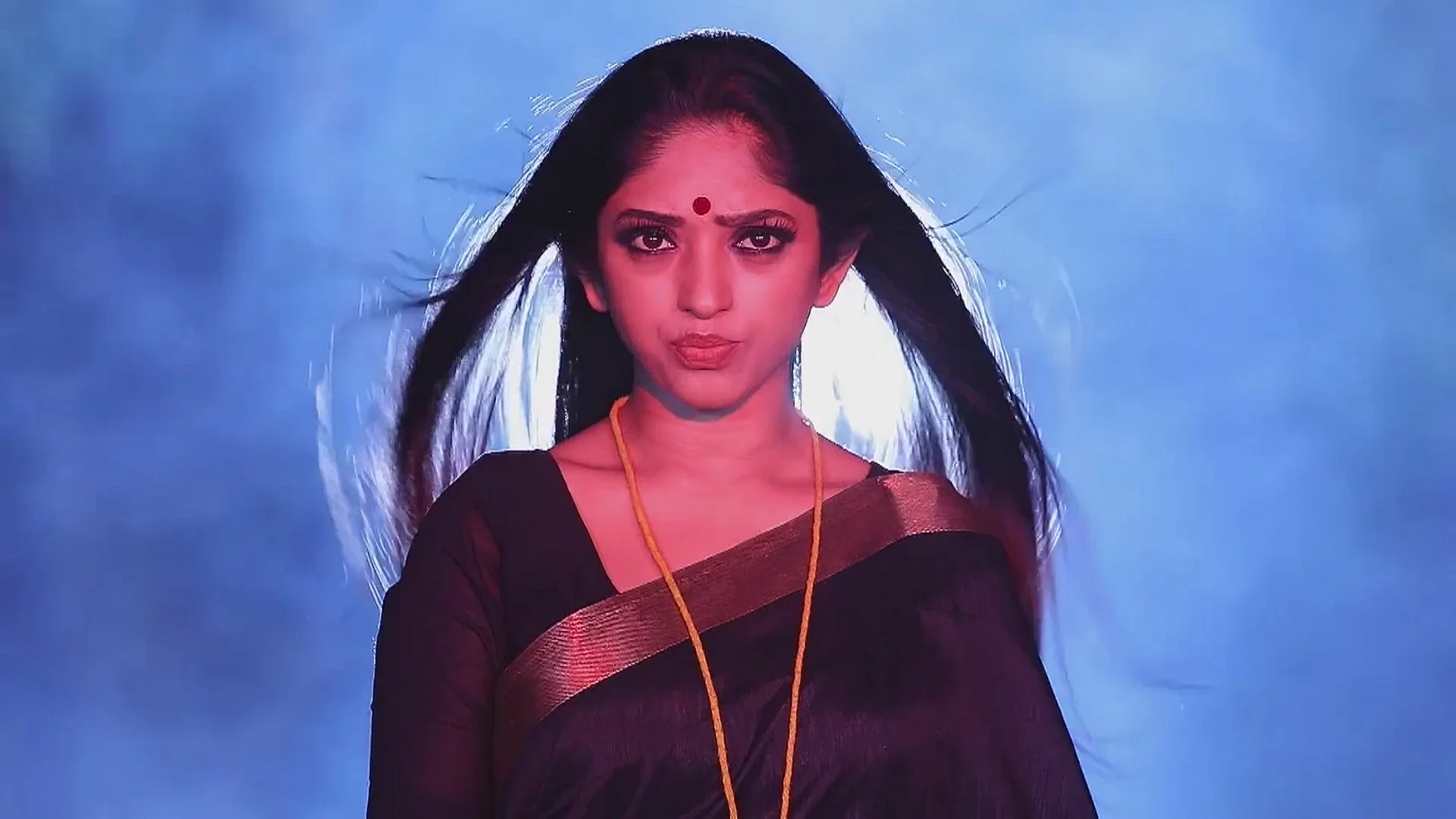 Raghuvaran Pleads with Bommi's Spirit - Ninaithale Innikkum 