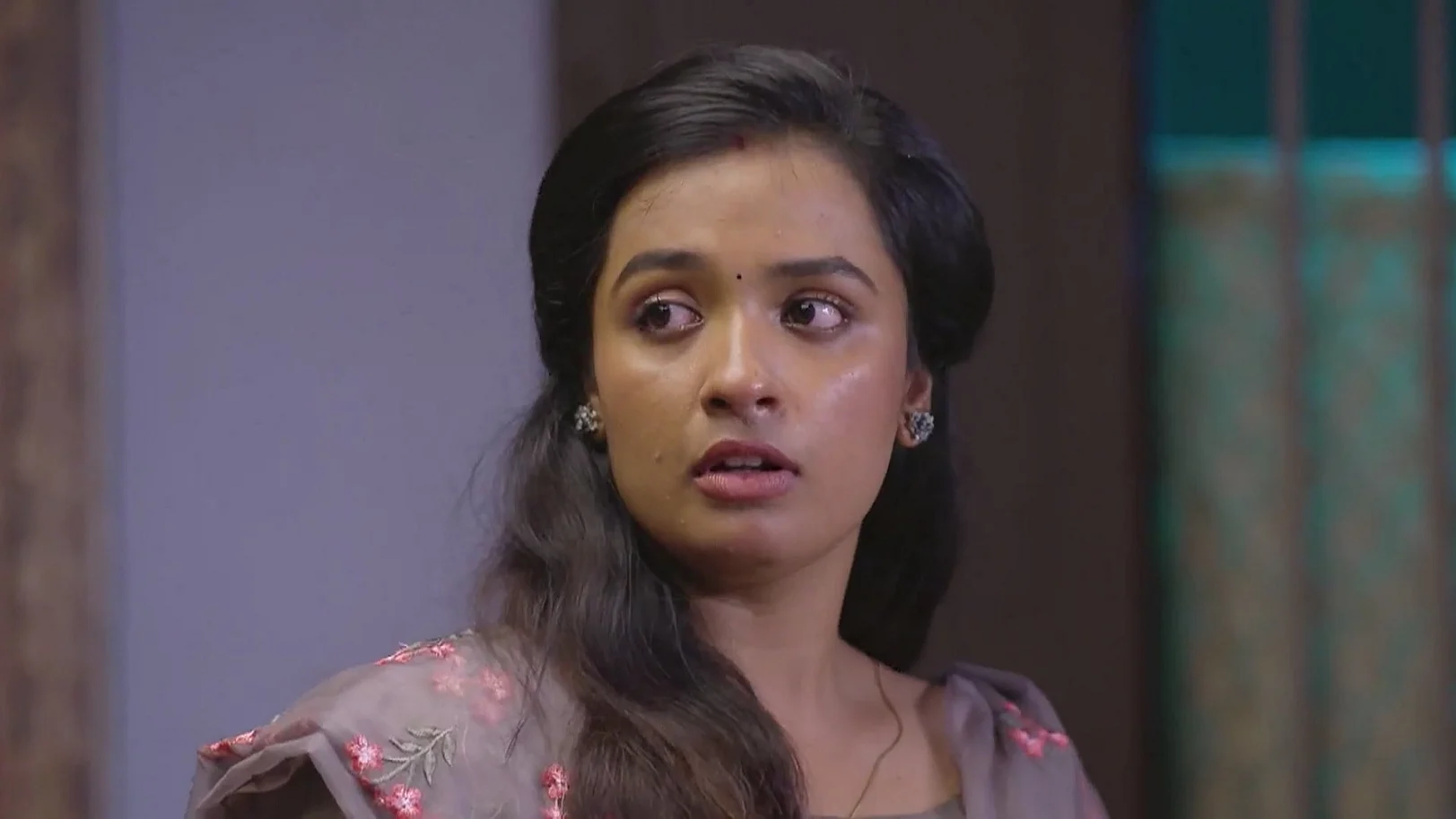 Kudumbashree Sharada - June 13, 2025 - Webisode 13th June 2025 Webisode