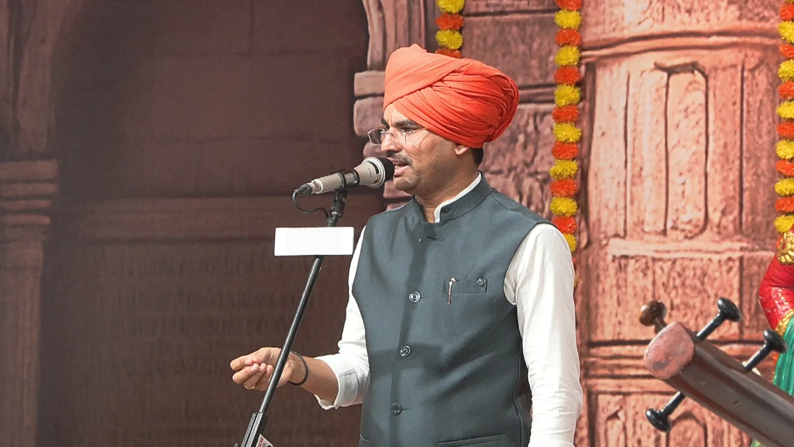Man Mandira - Gajar Bhakticha - June 17, 2025 - Episode Spoiler