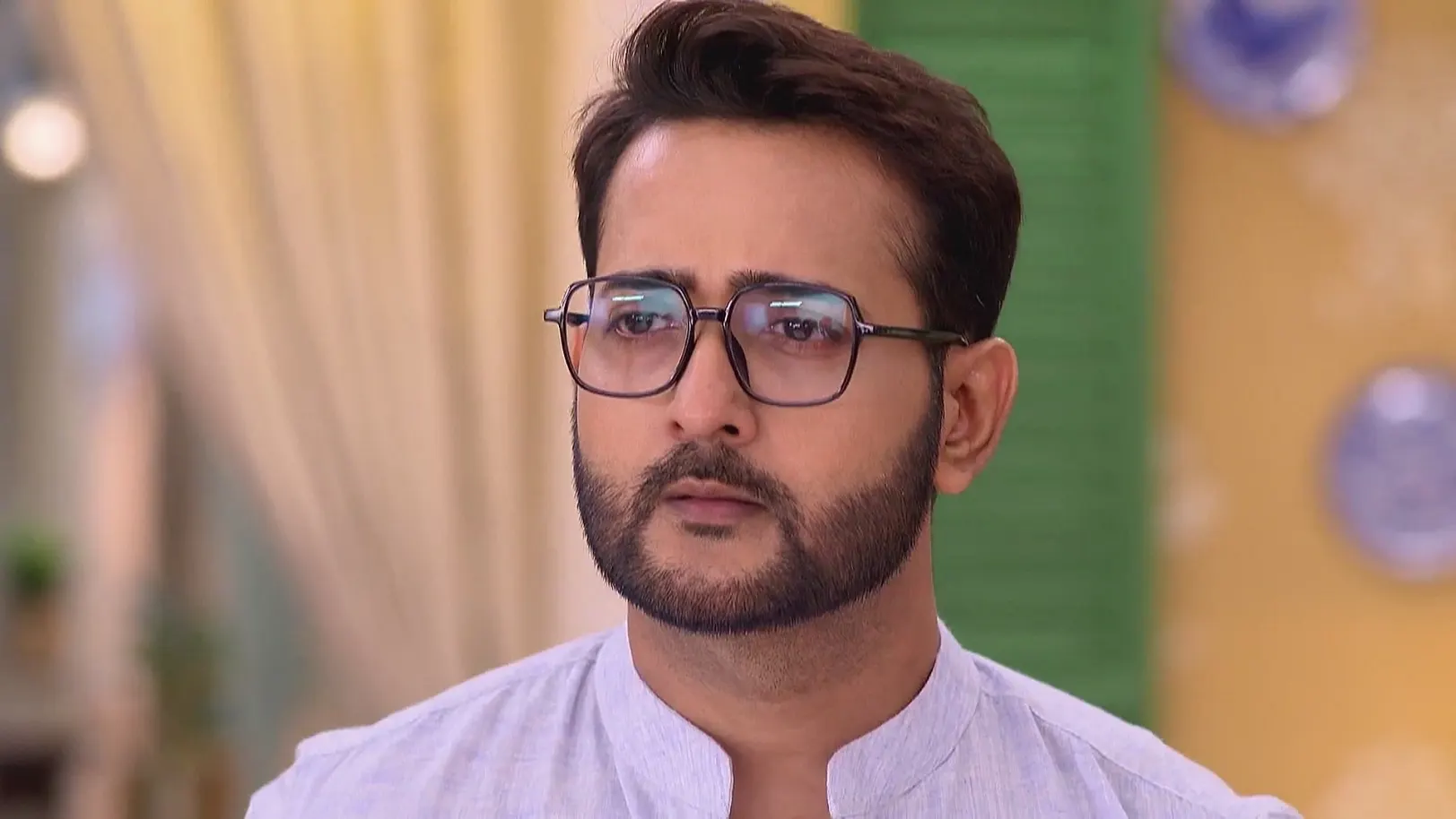 Anondi Tries to Boost Adi's Sprit - Anondi 